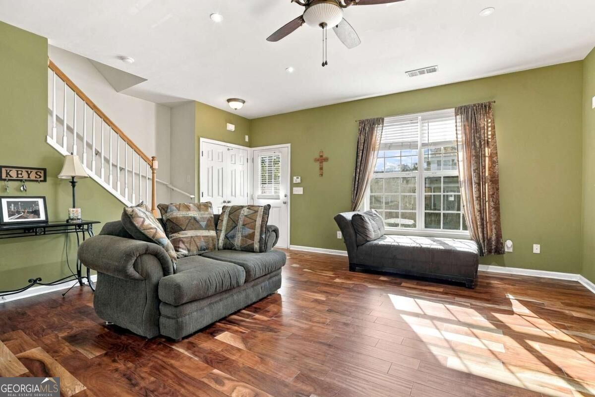 1041 Prestwyck Court Alpharetta GA 30004