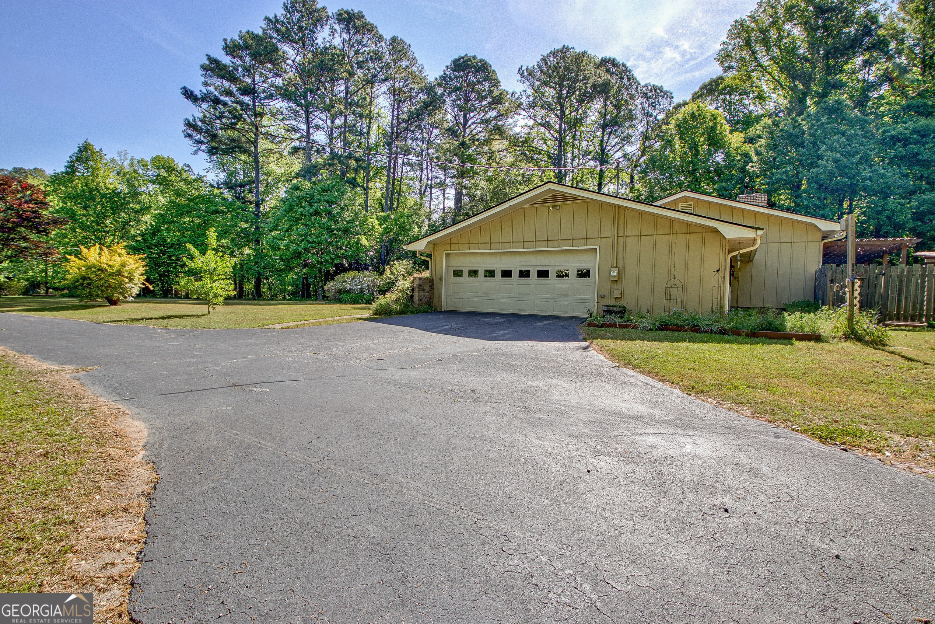 115 Hickory Place Fayetteville GA 30214