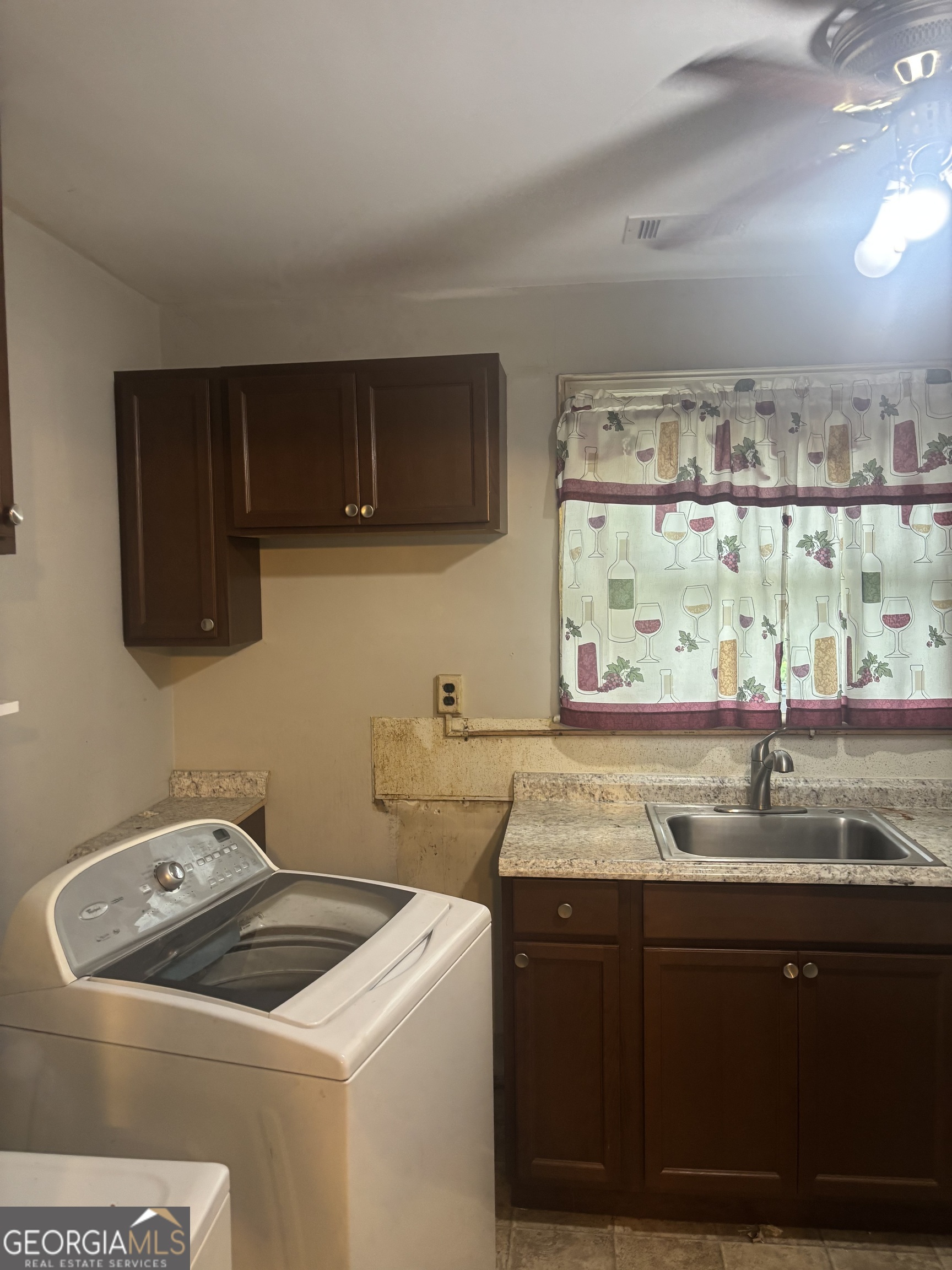 536 Allendale Drive Decatur GA 30032