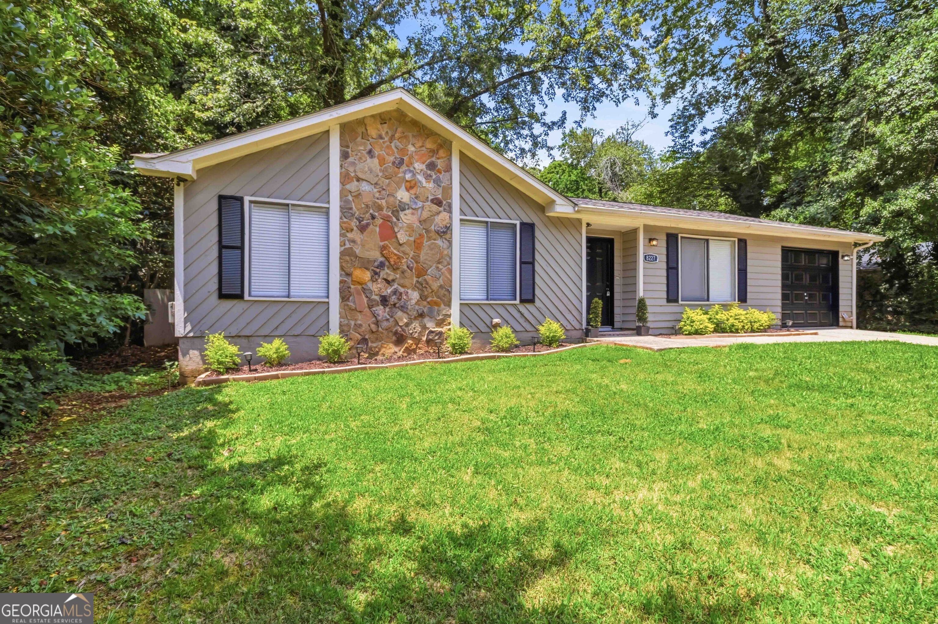 8227 Englewood Trail Riverdale GA 30274