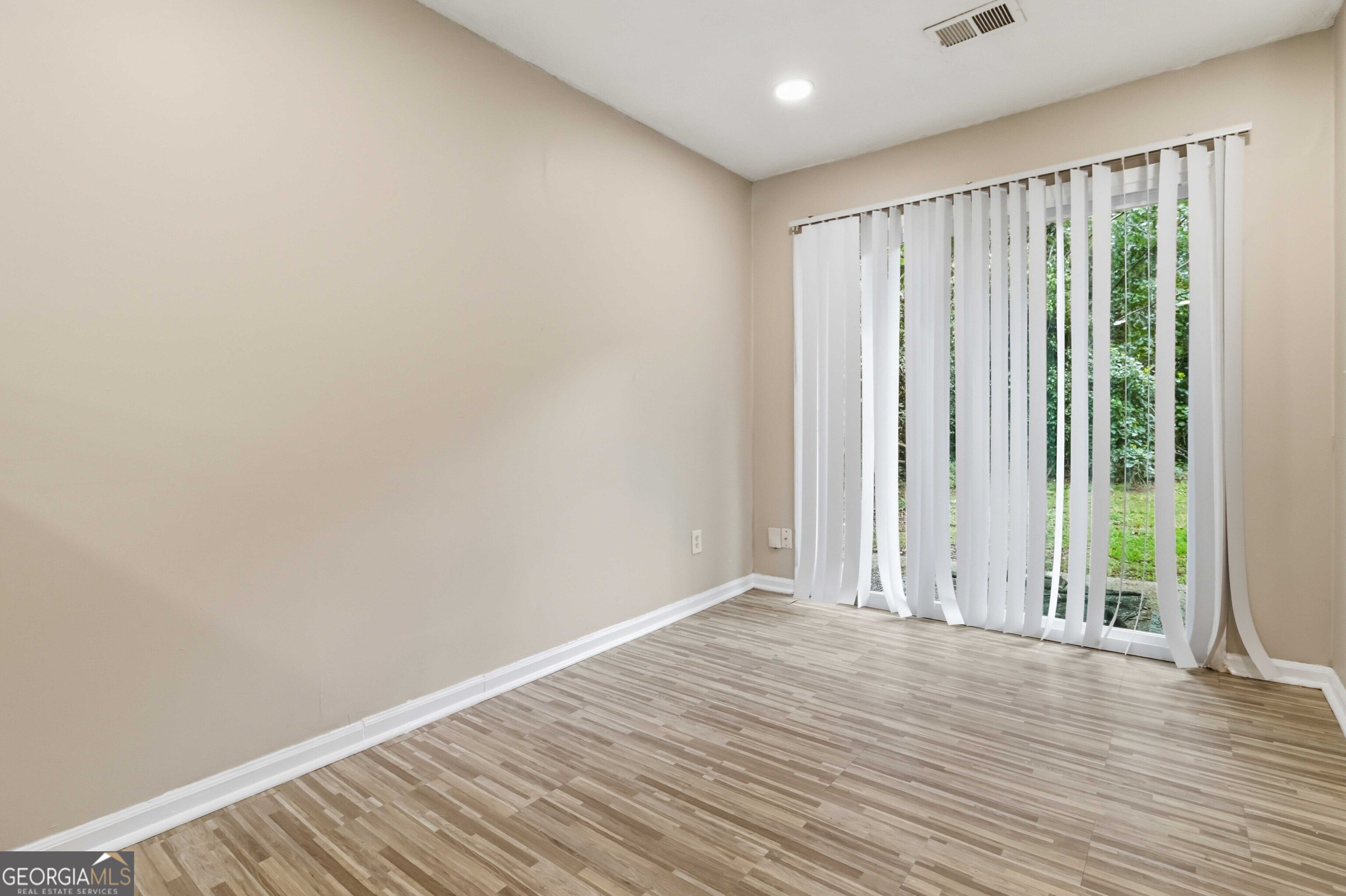 8227 Englewood Trail Riverdale GA 30274