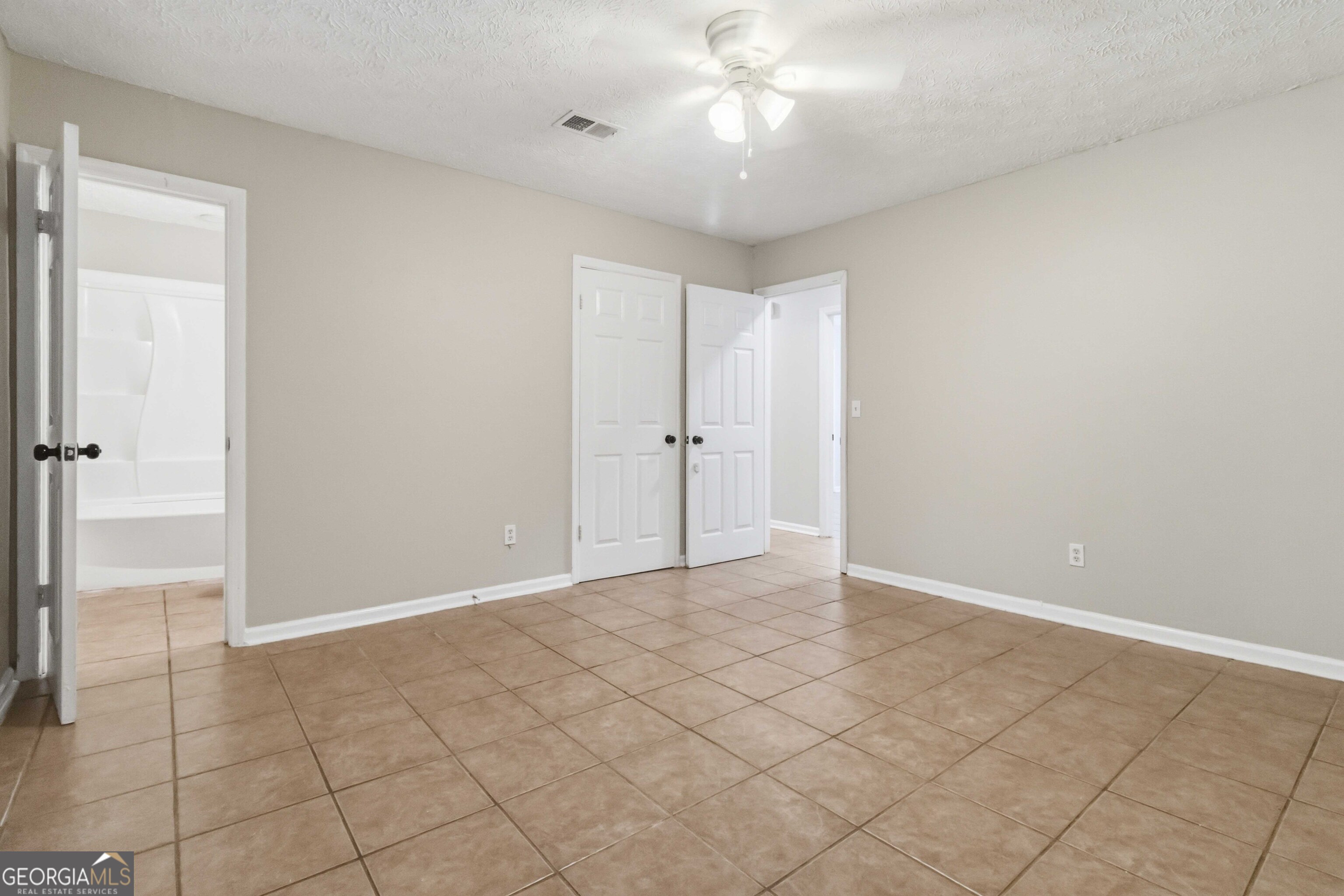 8227 Englewood Trail Riverdale GA 30274