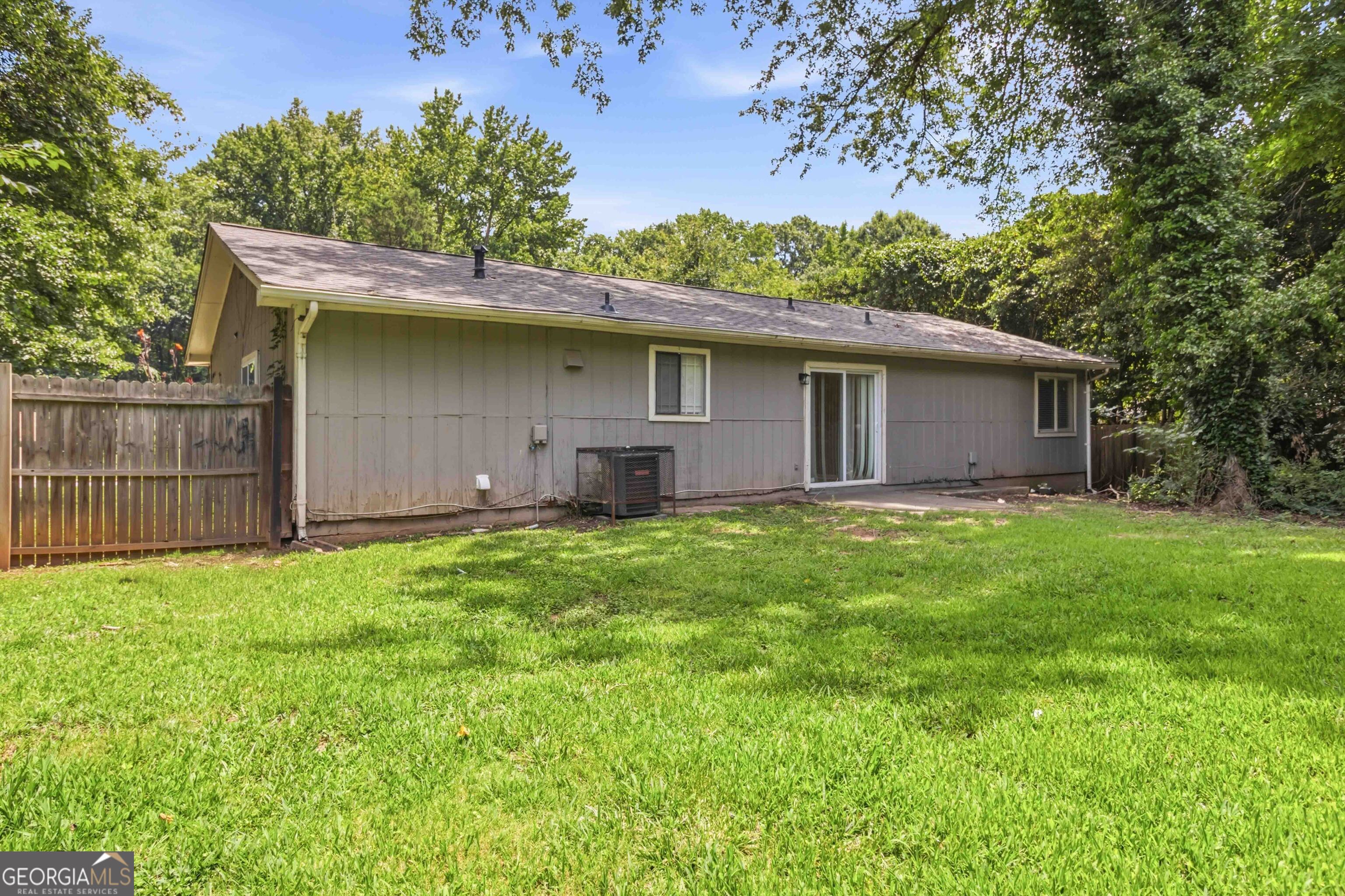 8227 Englewood Trail Riverdale GA 30274