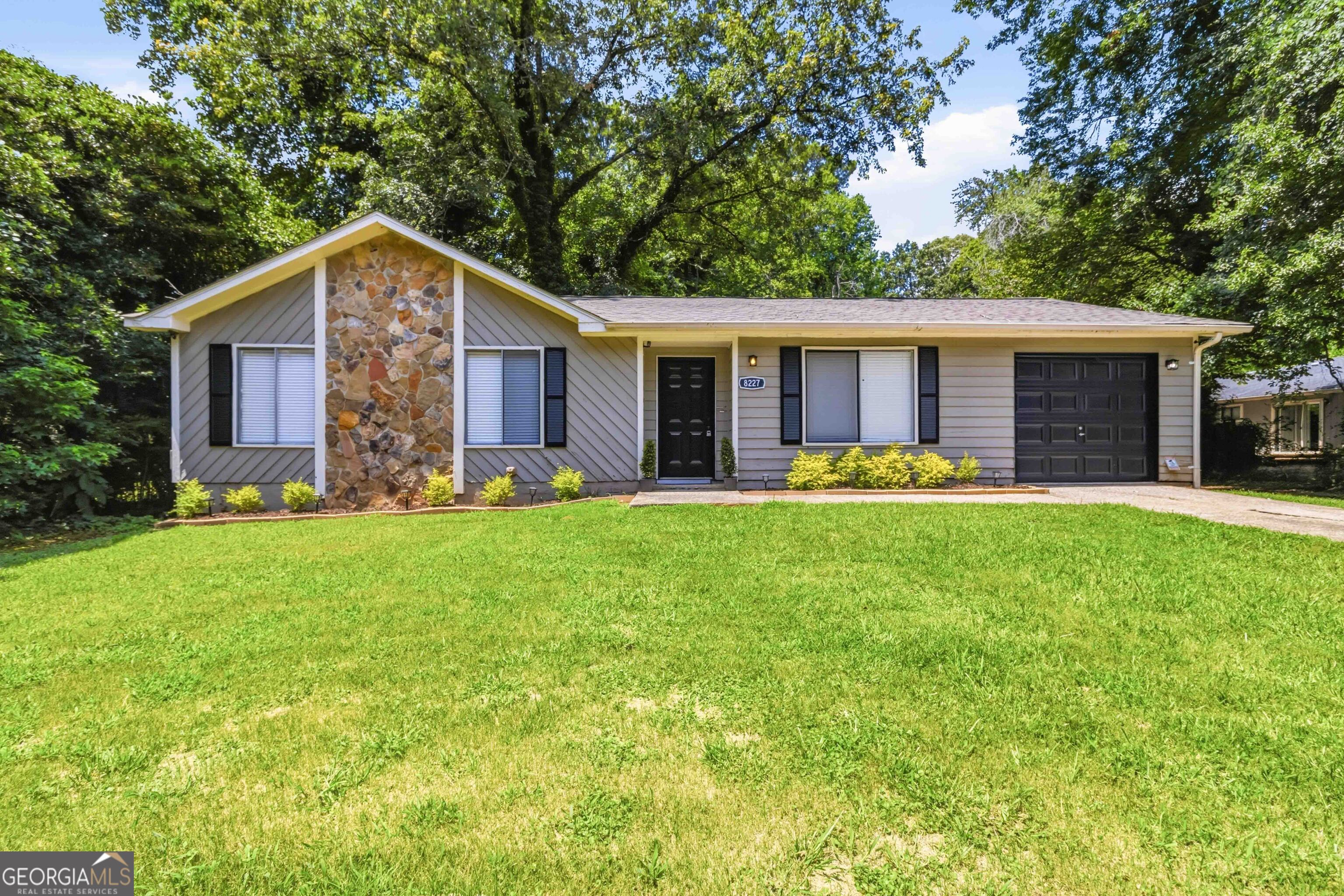 8227 Englewood Trail Riverdale GA 30274