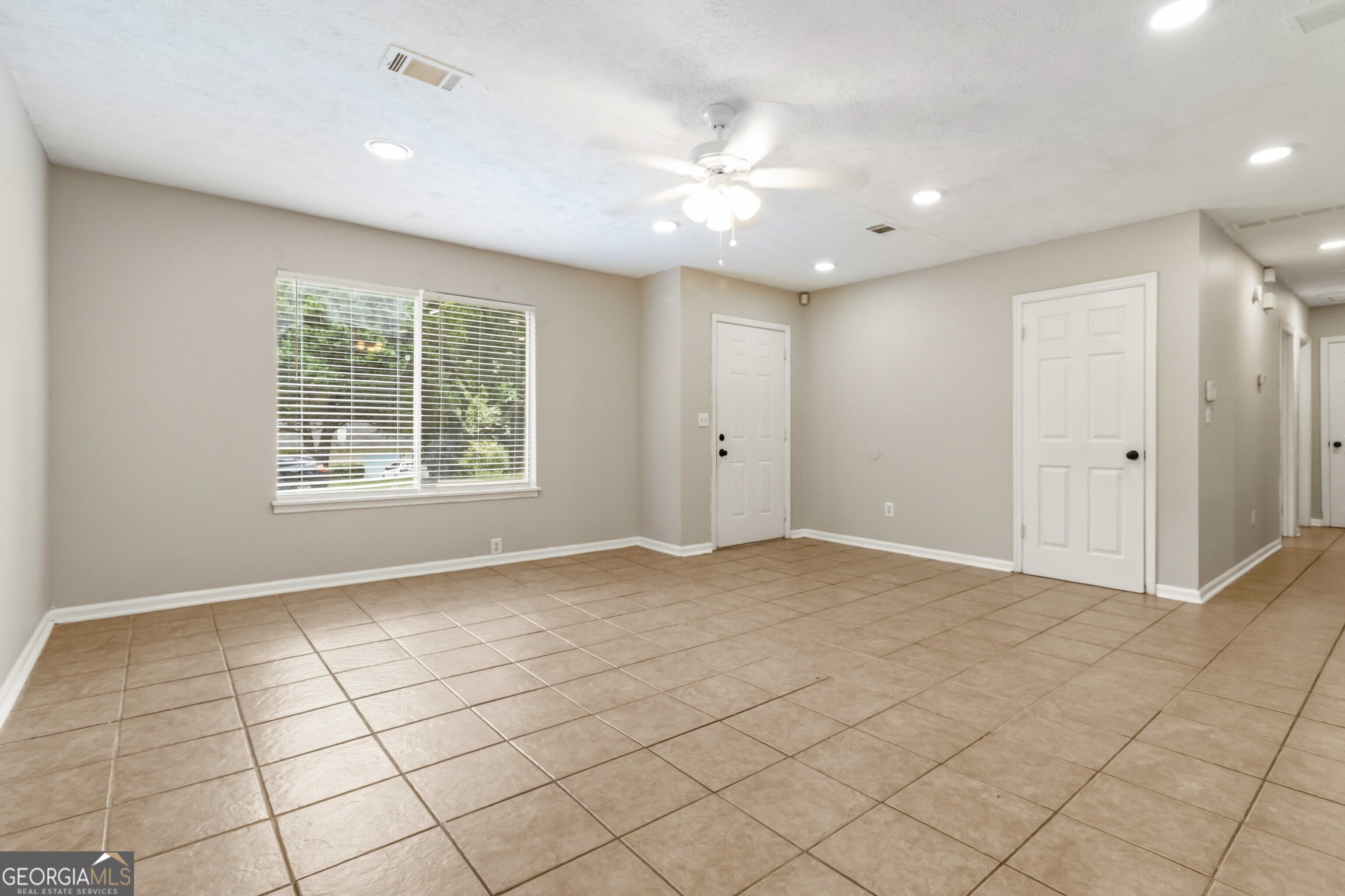 8227 Englewood Trail Riverdale GA 30274