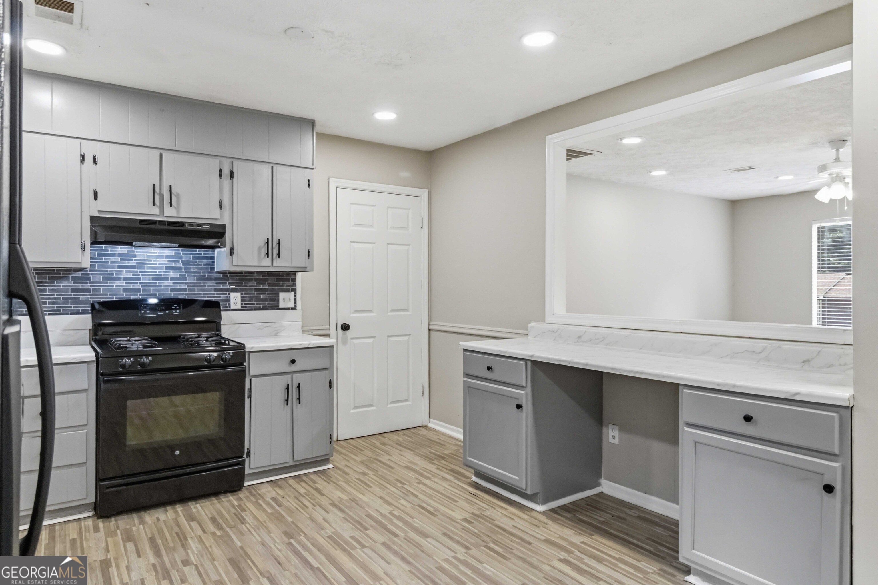 8227 Englewood Trail Riverdale GA 30274