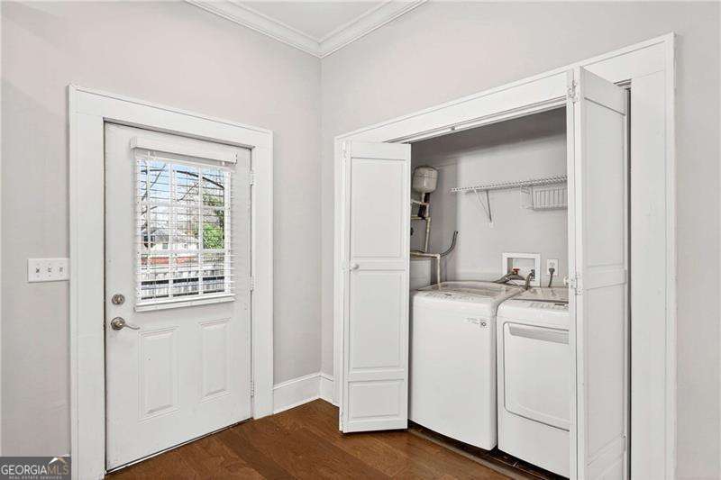 1033 White Oak Avenue SW Atlanta GA 30310