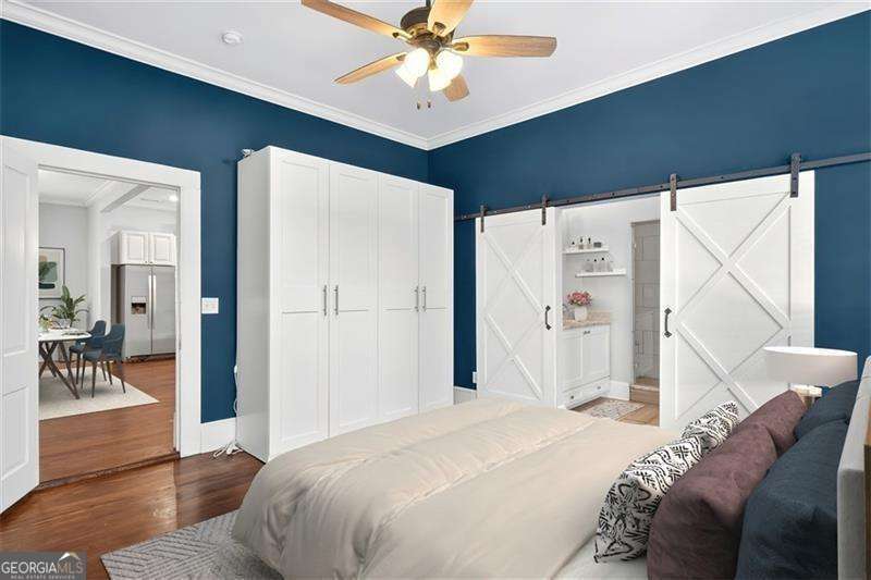 1033 White Oak Avenue SW Atlanta GA 30310