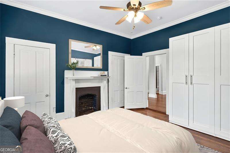 1033 White Oak Avenue SW Atlanta GA 30310