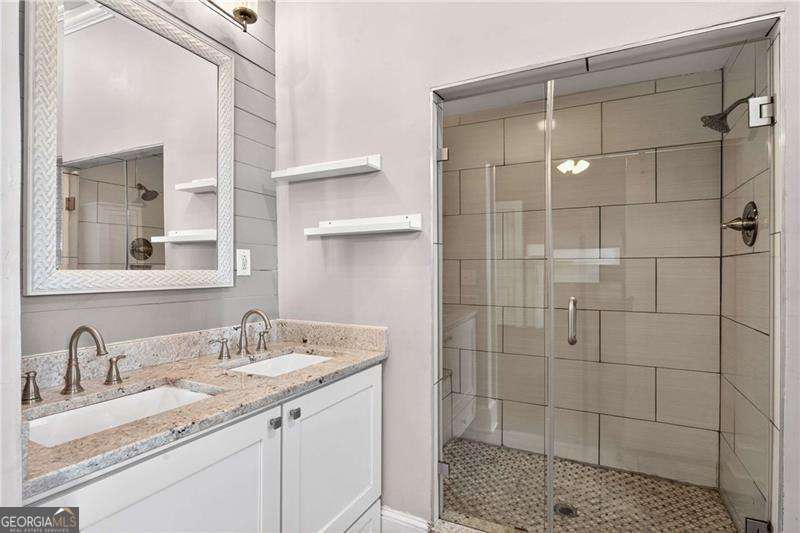 1033 White Oak Avenue SW Atlanta GA 30310