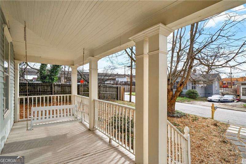 1033 White Oak Avenue SW Atlanta GA 30310