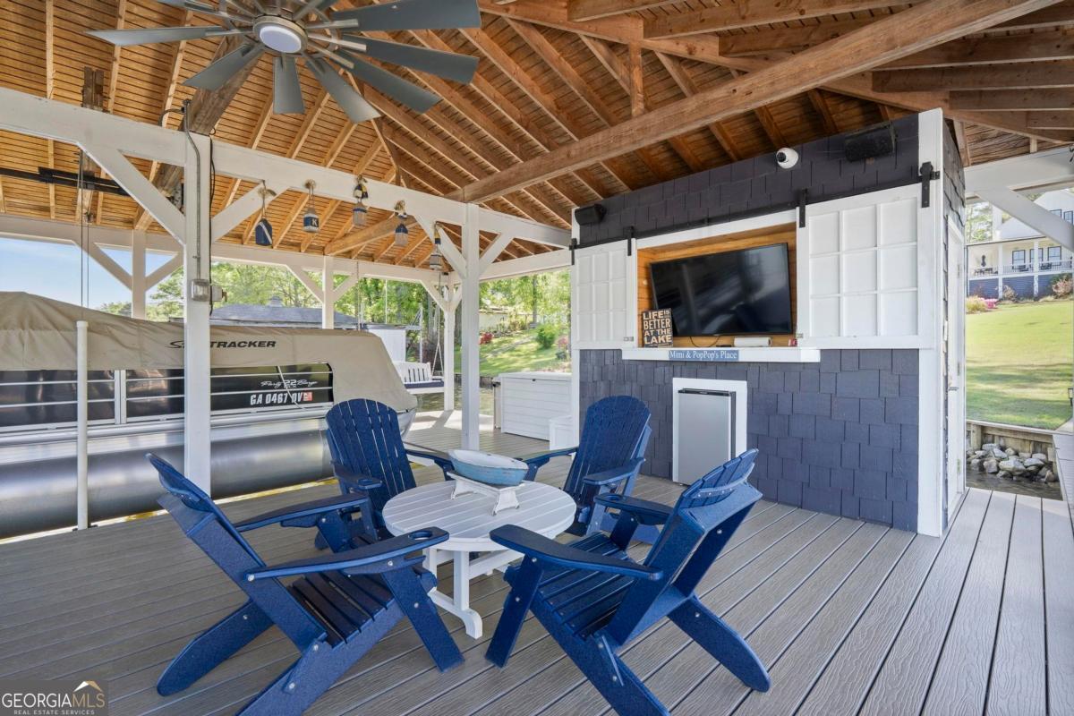 1090 Crooked Creek Road Eatonton GA 31024