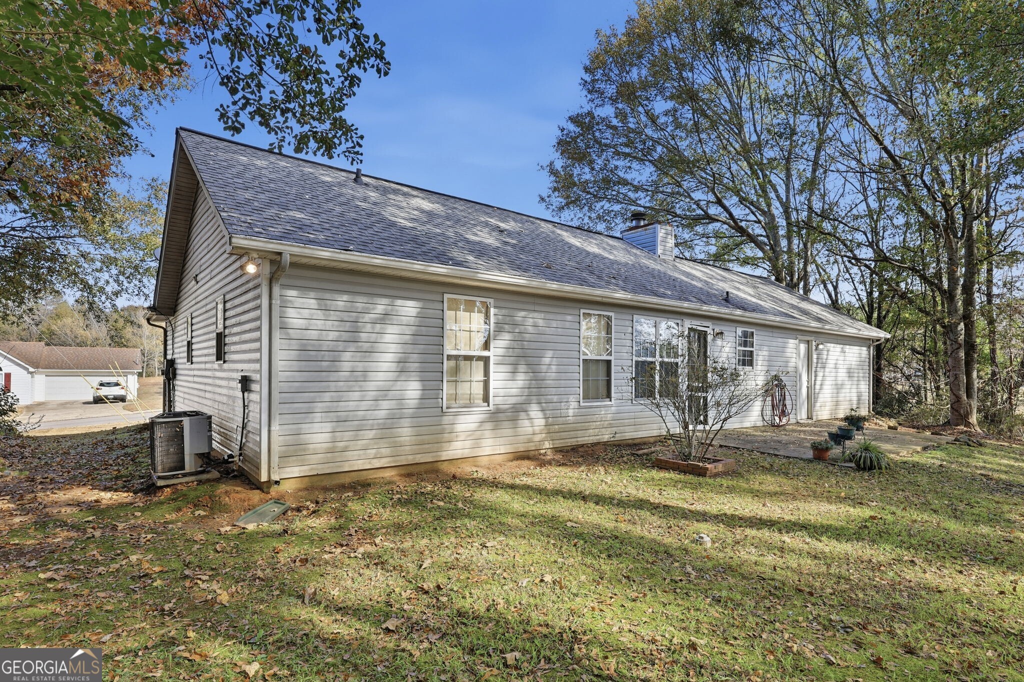 4418 Leafview Way Gillsville GA 30543