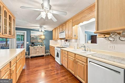 7925 State Highway 60 Suches GA 30572