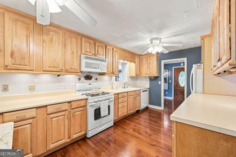 7925 State Highway 60 Suches GA 30572