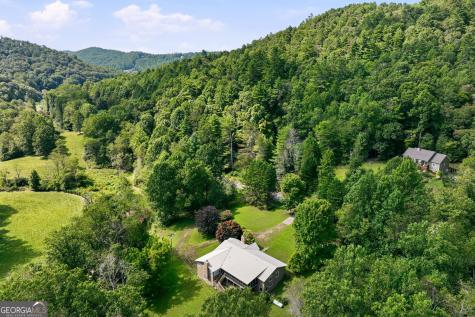 7925 State Highway 60 Suches GA 30572
