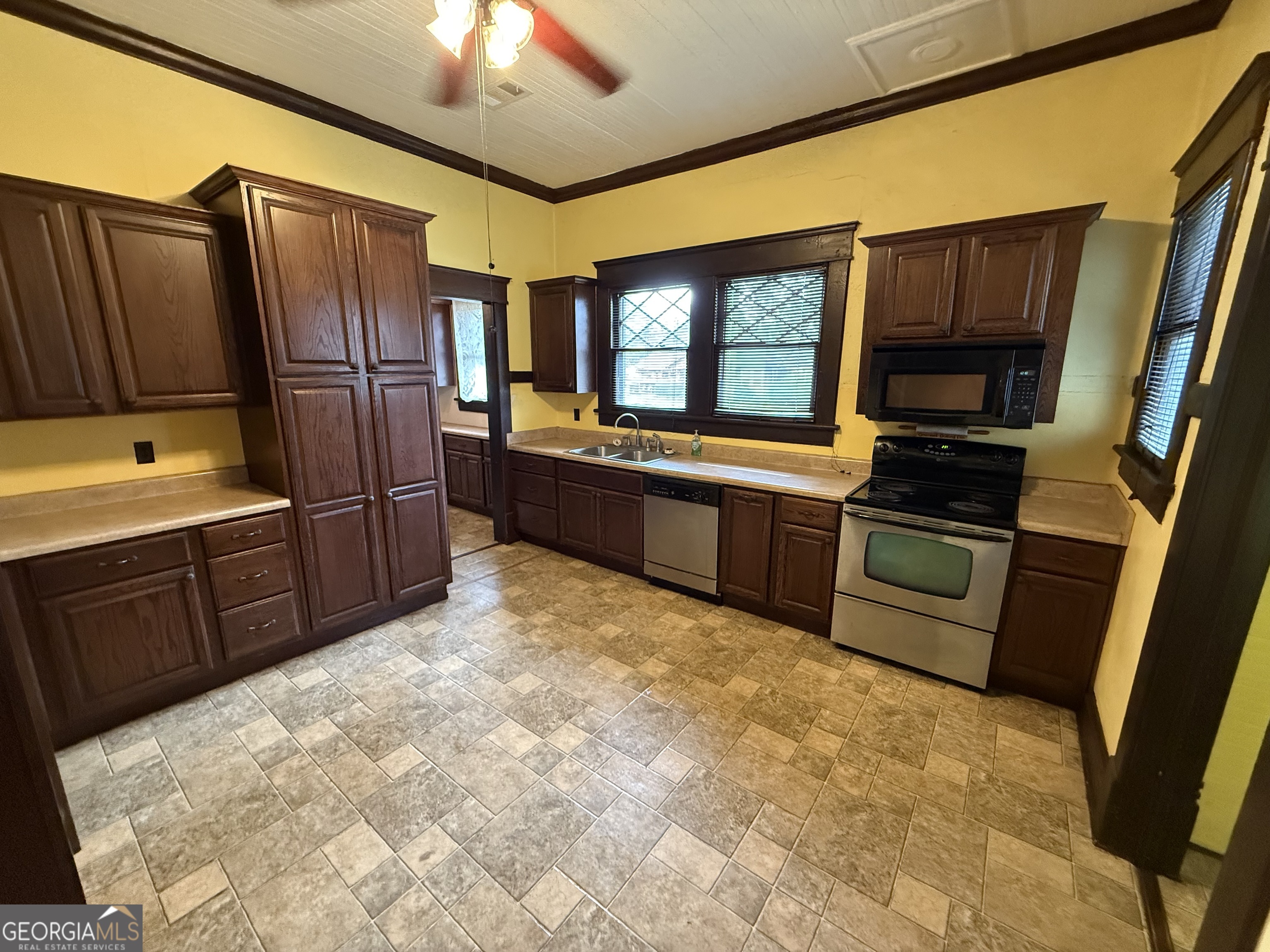 55 Hatcher Street Kite GA 31049