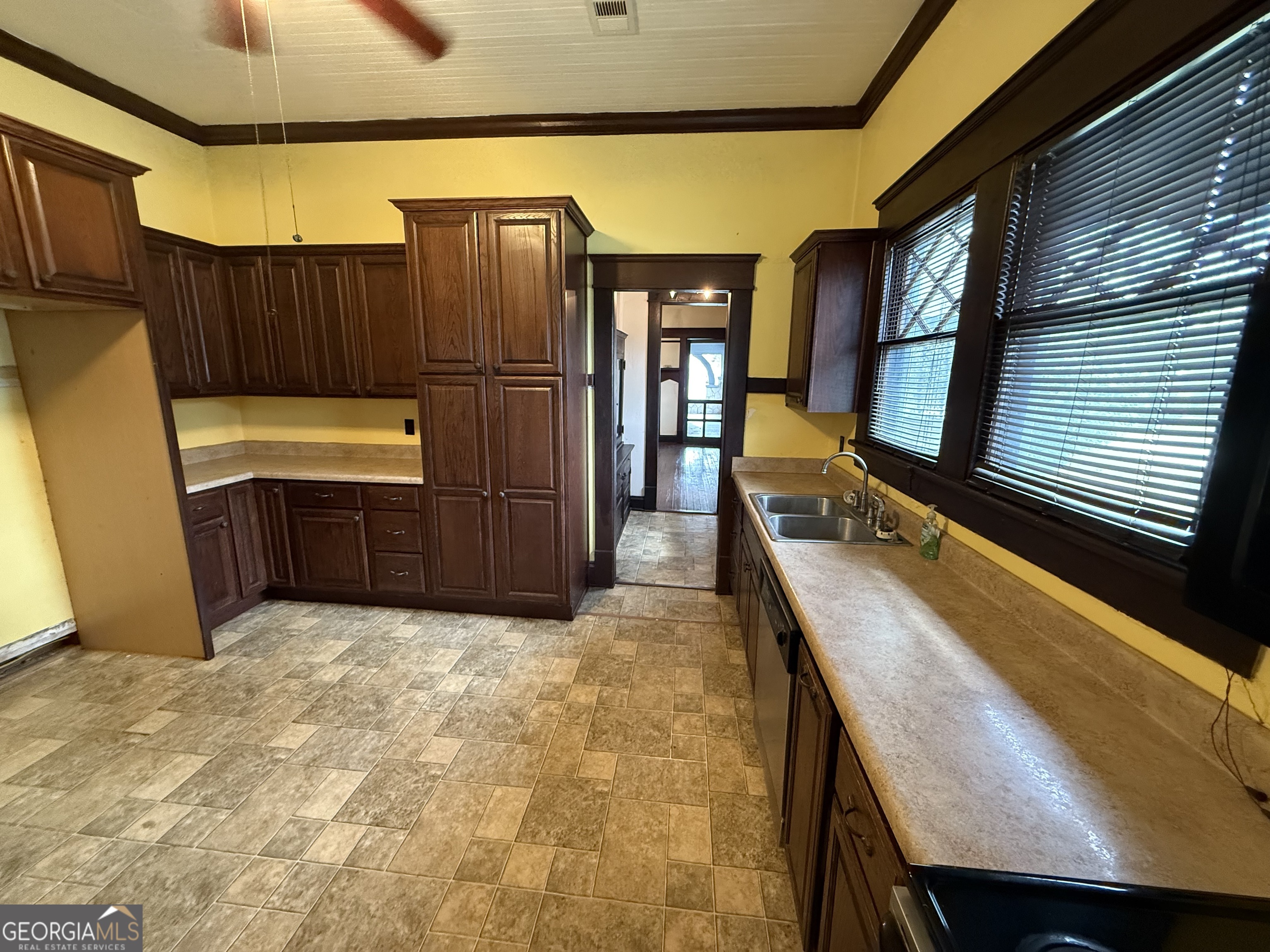55 Hatcher Street Kite GA 31049