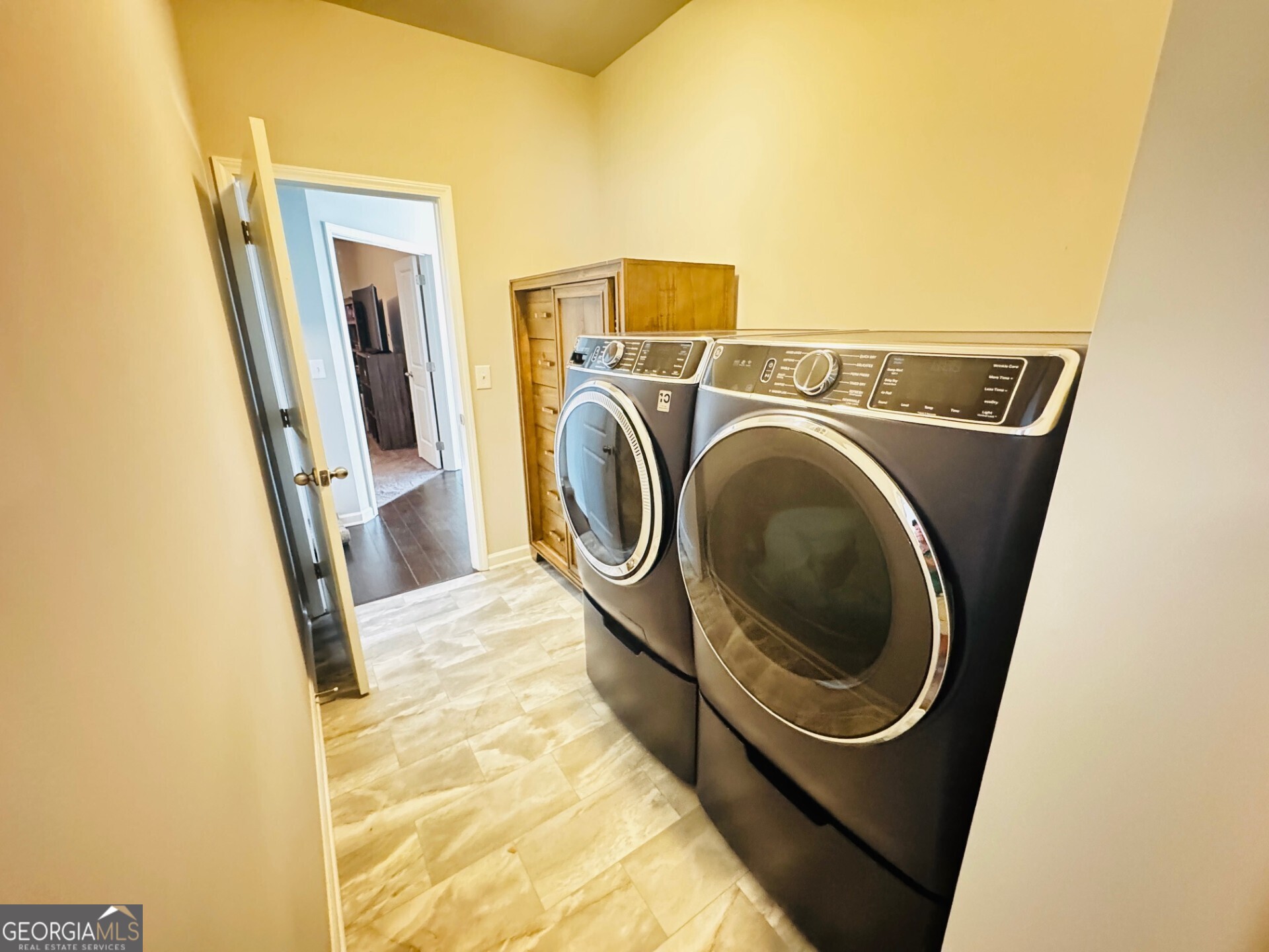 4466 Silver Oak Drive Gainesville GA 30504