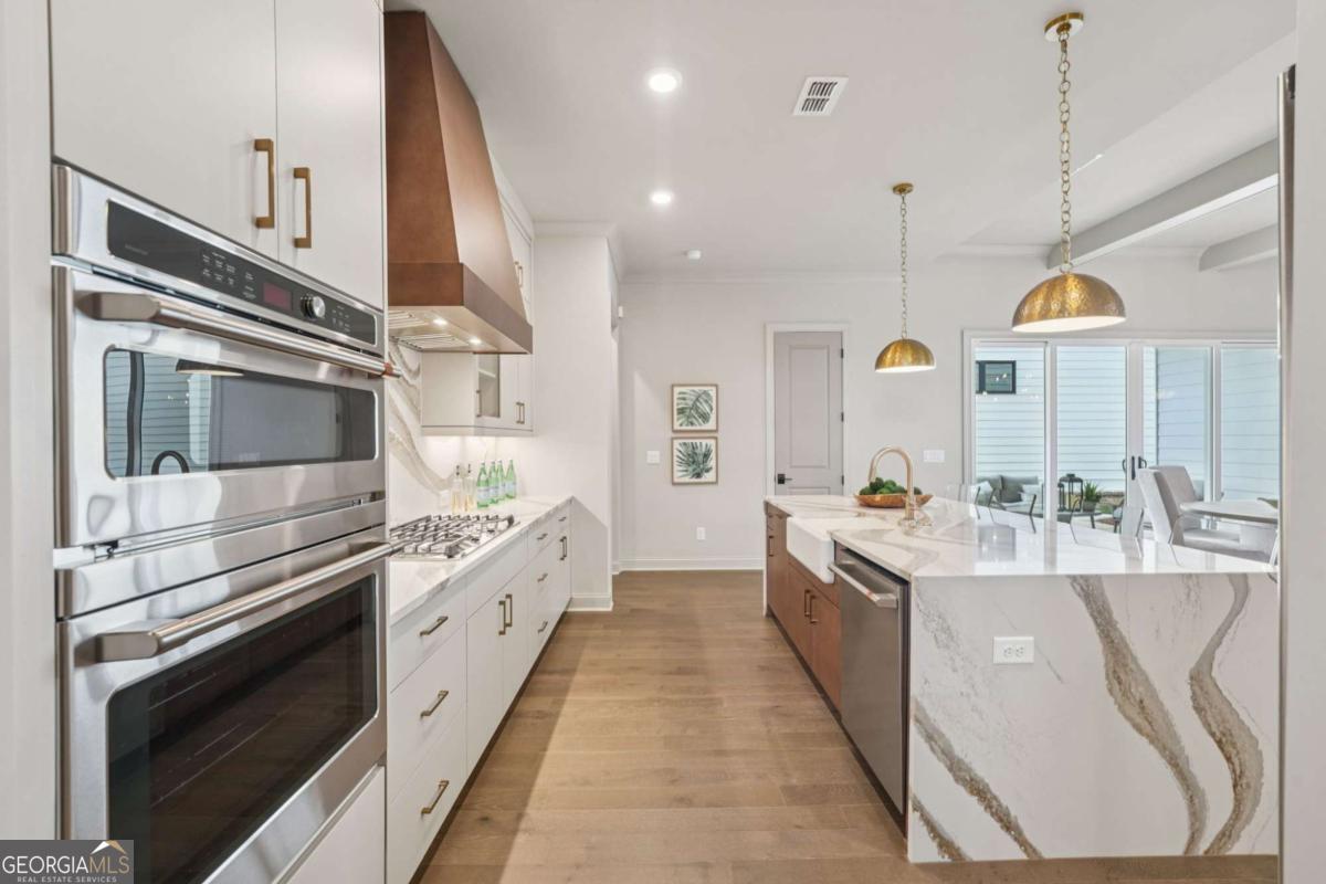 1052 Eastman Court Hoschton GA 30548