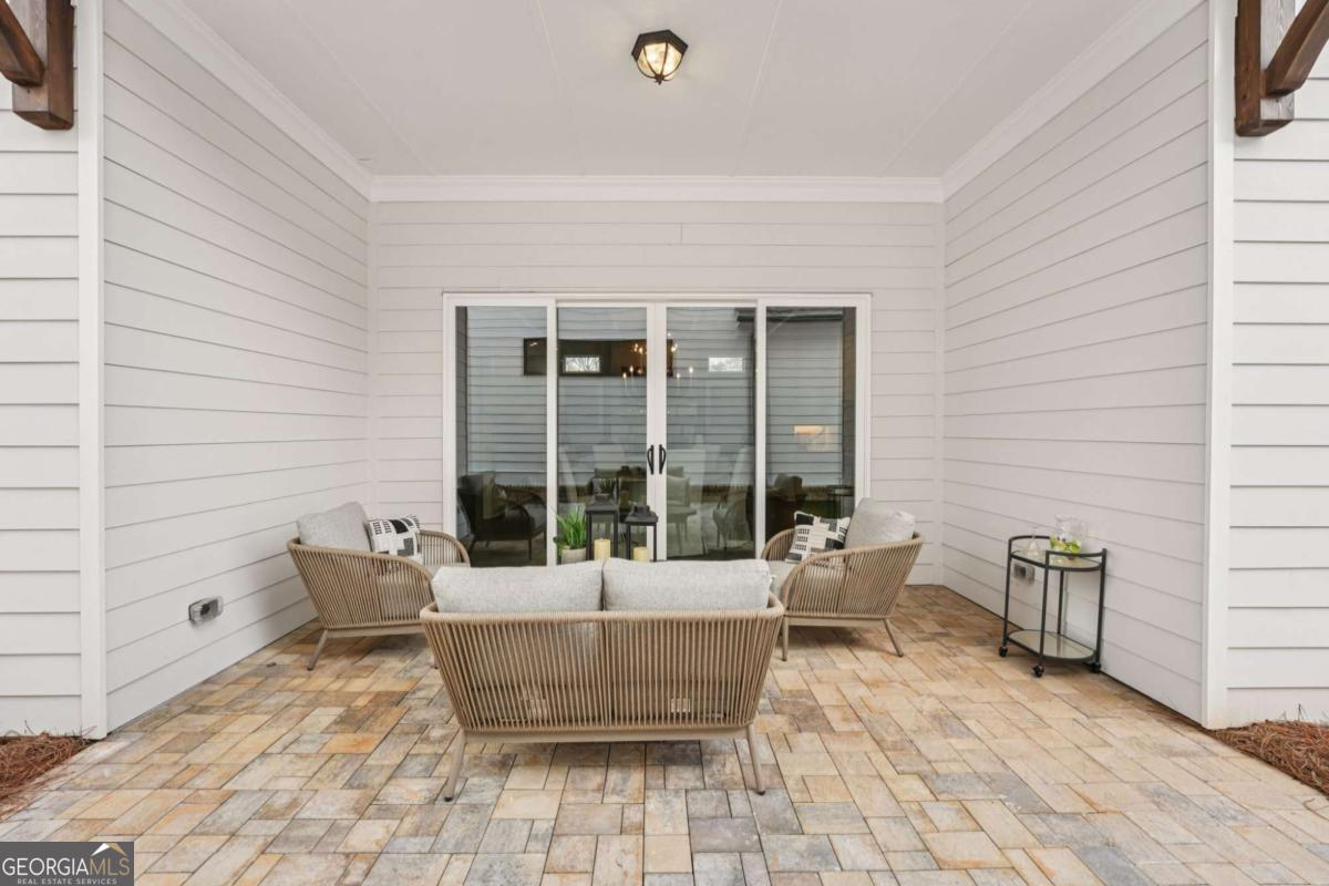 1052 Eastman Court Hoschton GA 30548