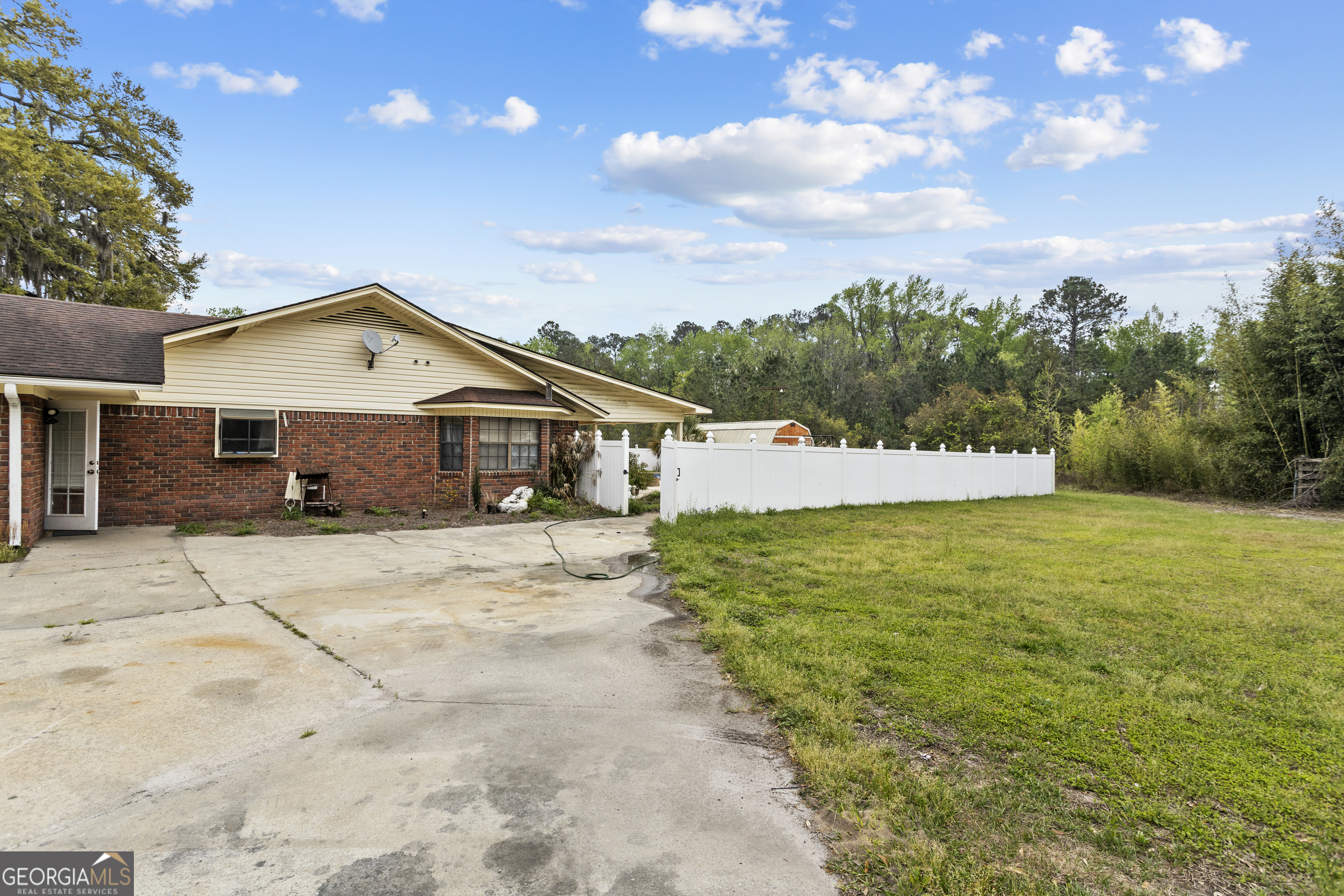 160 Hall Street Hinesville GA 31313