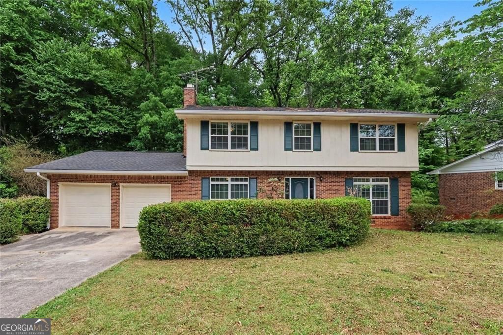 968 Abingdon Court Stone Mountain GA 30083