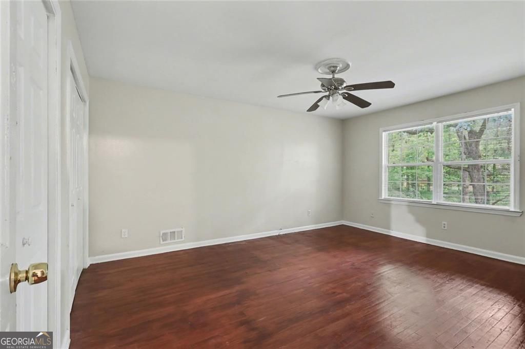 968 Abingdon Court Stone Mountain GA 30083