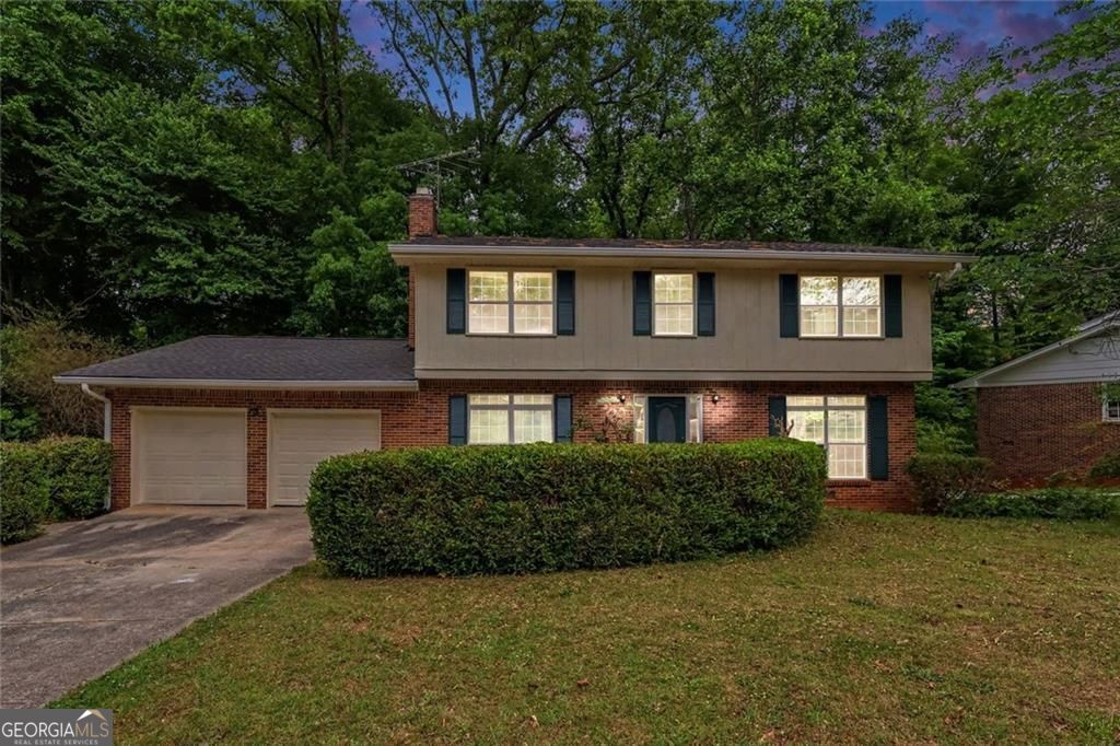 968 Abingdon Court Stone Mountain GA 30083