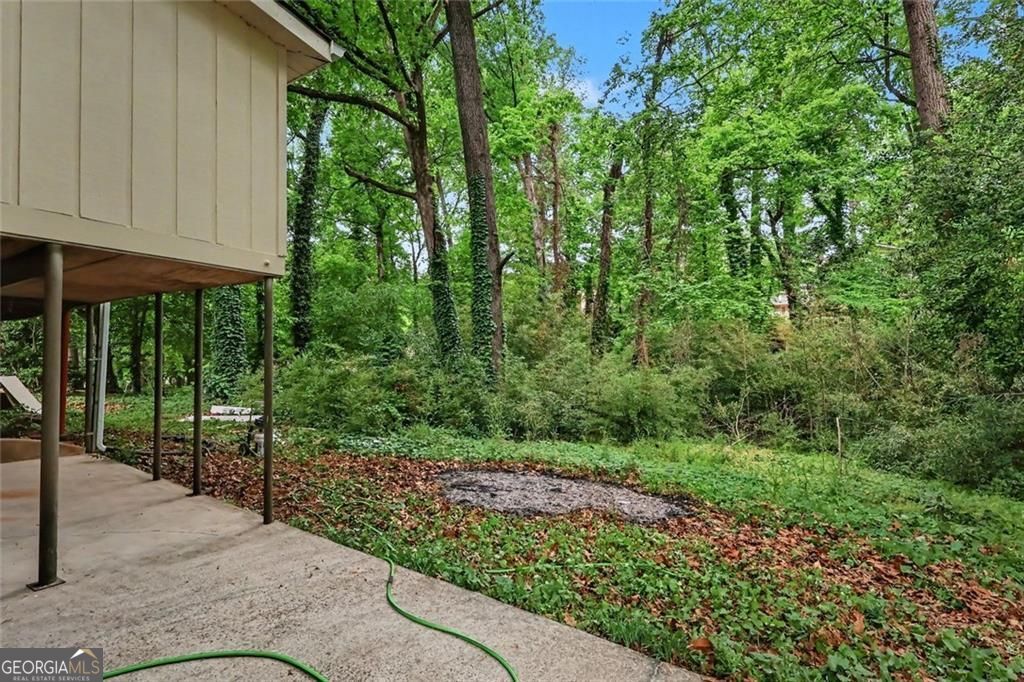 968 Abingdon Court Stone Mountain GA 30083