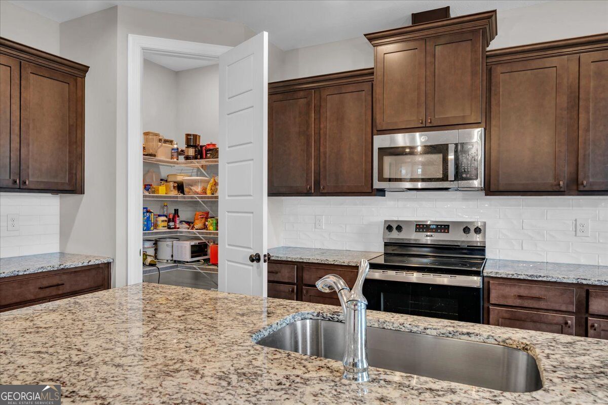 508 Otters Ridge Drive Kathleen GA 31047
