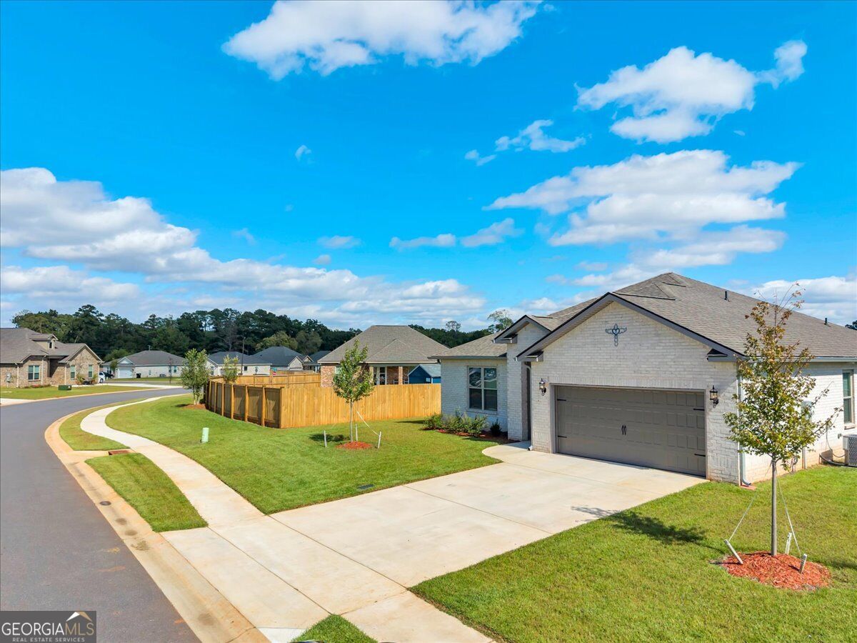 508 Otters Ridge Drive Kathleen GA 31047