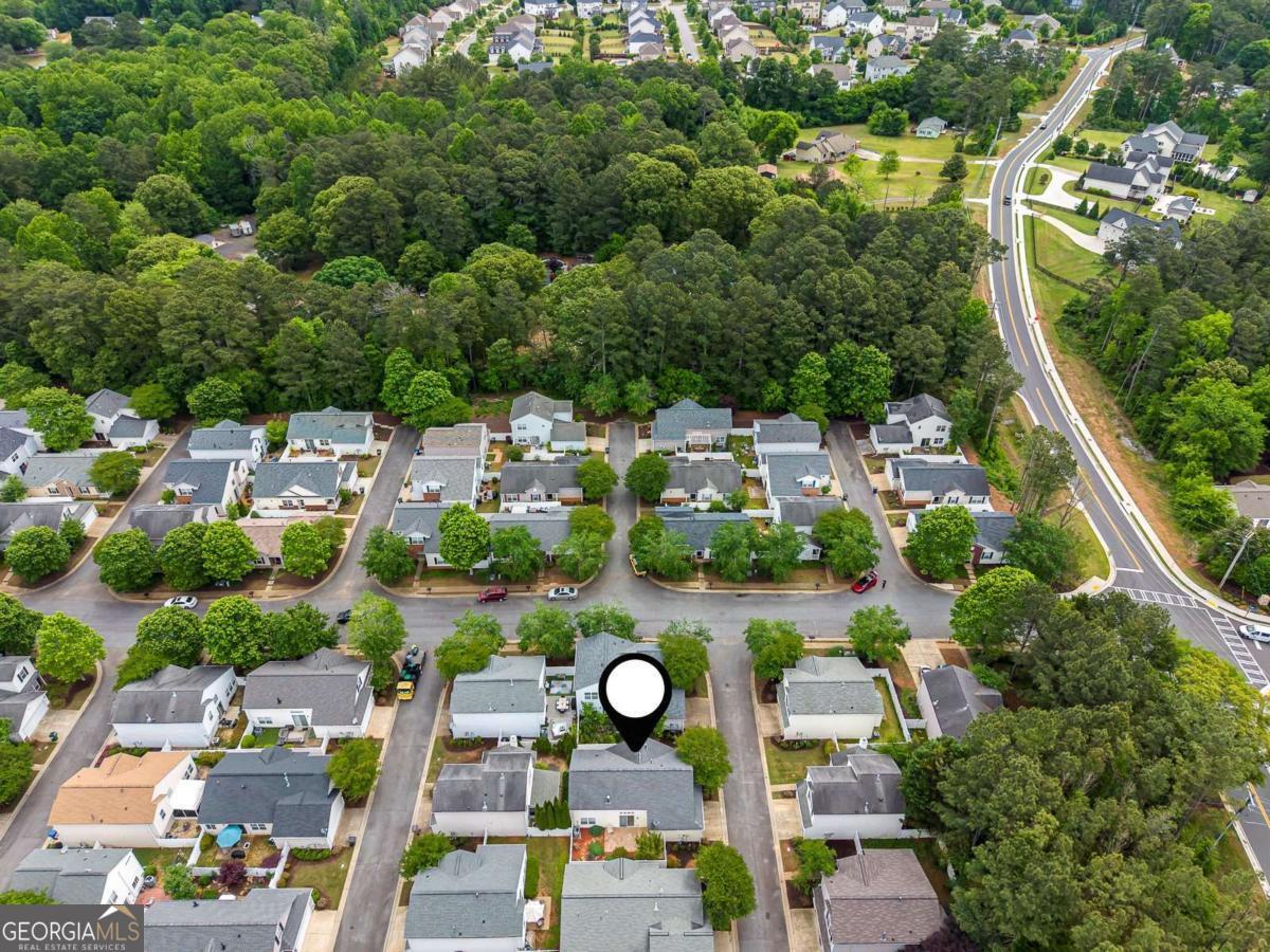533 W Oaks Drive Woodstock GA 30188