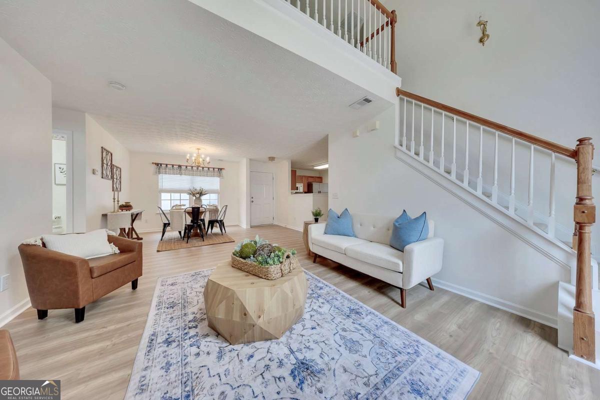 533 W Oaks Drive Woodstock GA 30188