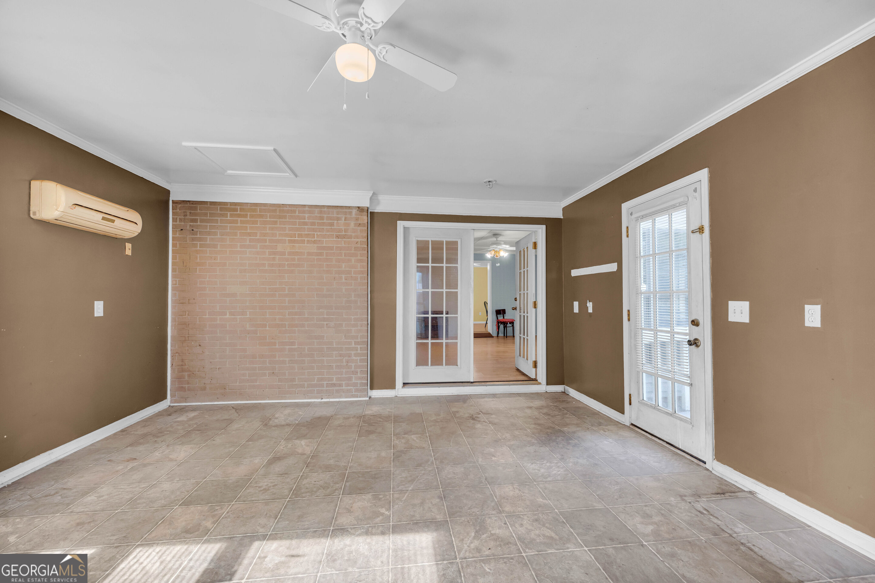 123 Gilmer Street Lavonia GA 30553