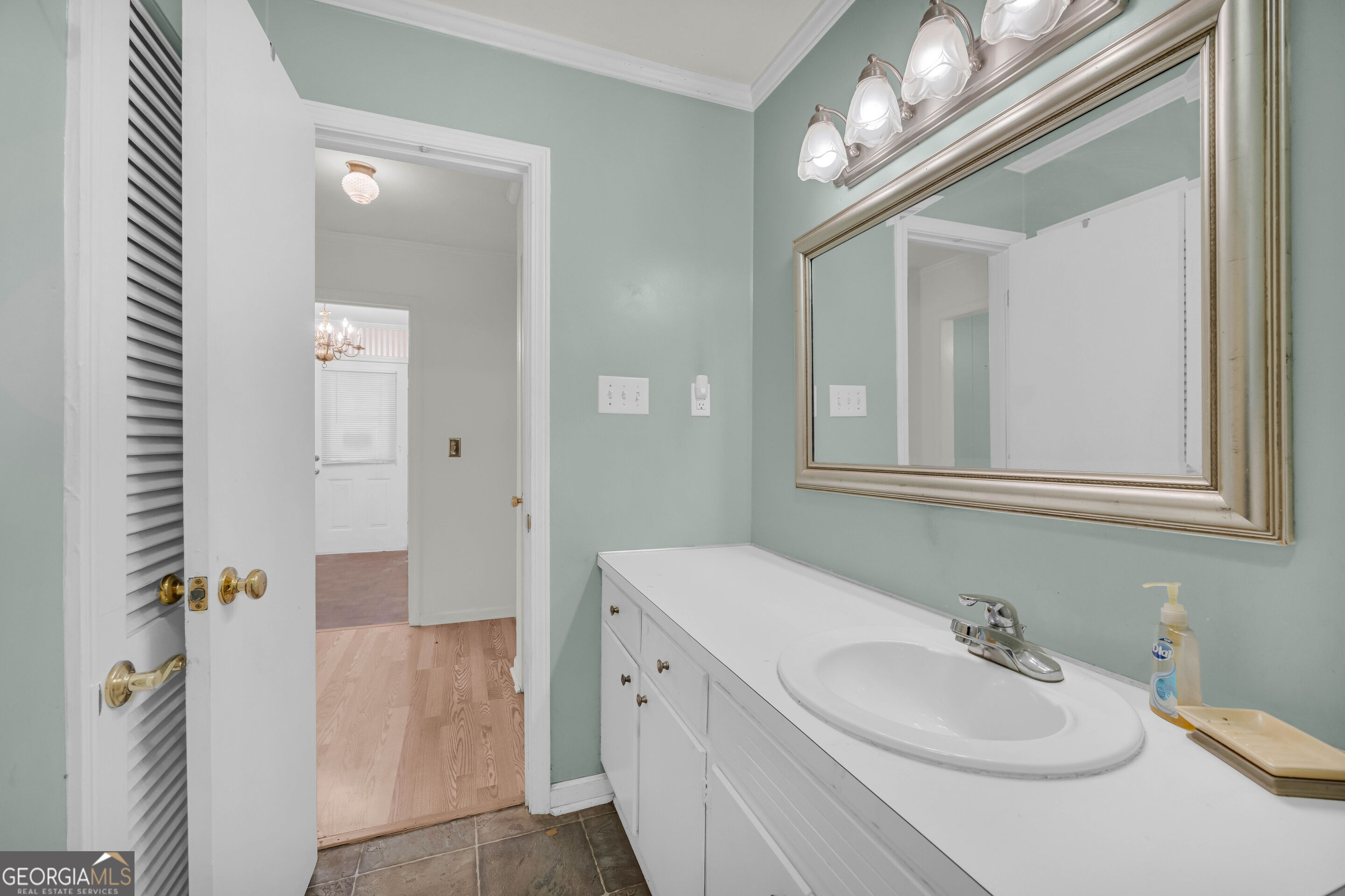 123 Gilmer Street Lavonia GA 30553