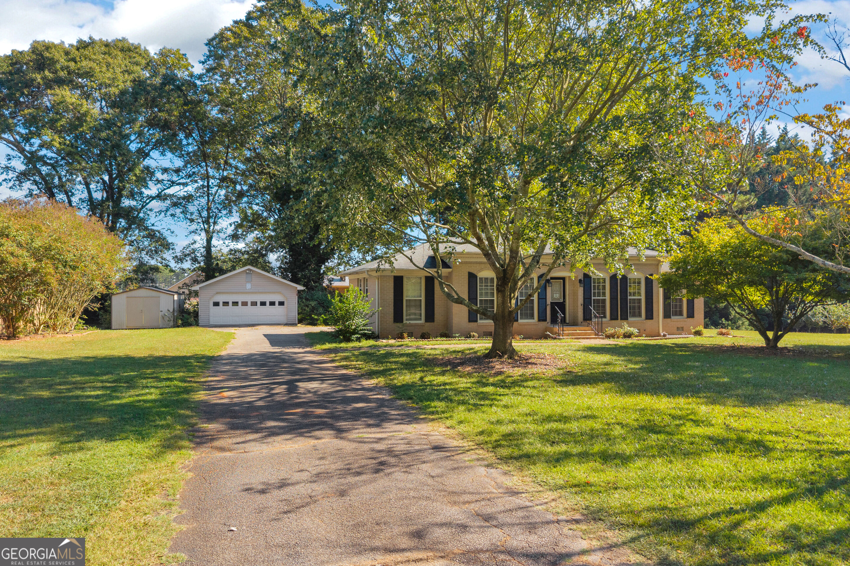 123 Gilmer Street Lavonia GA 30553