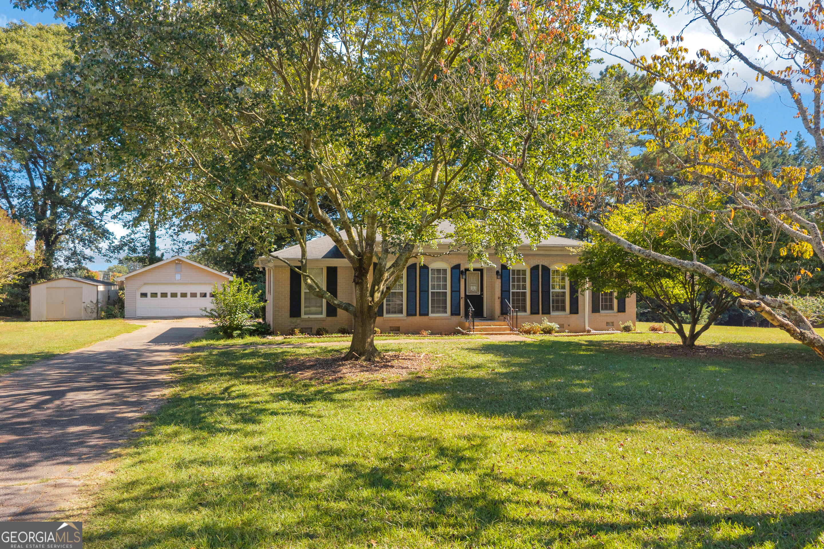 123 Gilmer Street Lavonia GA 30553