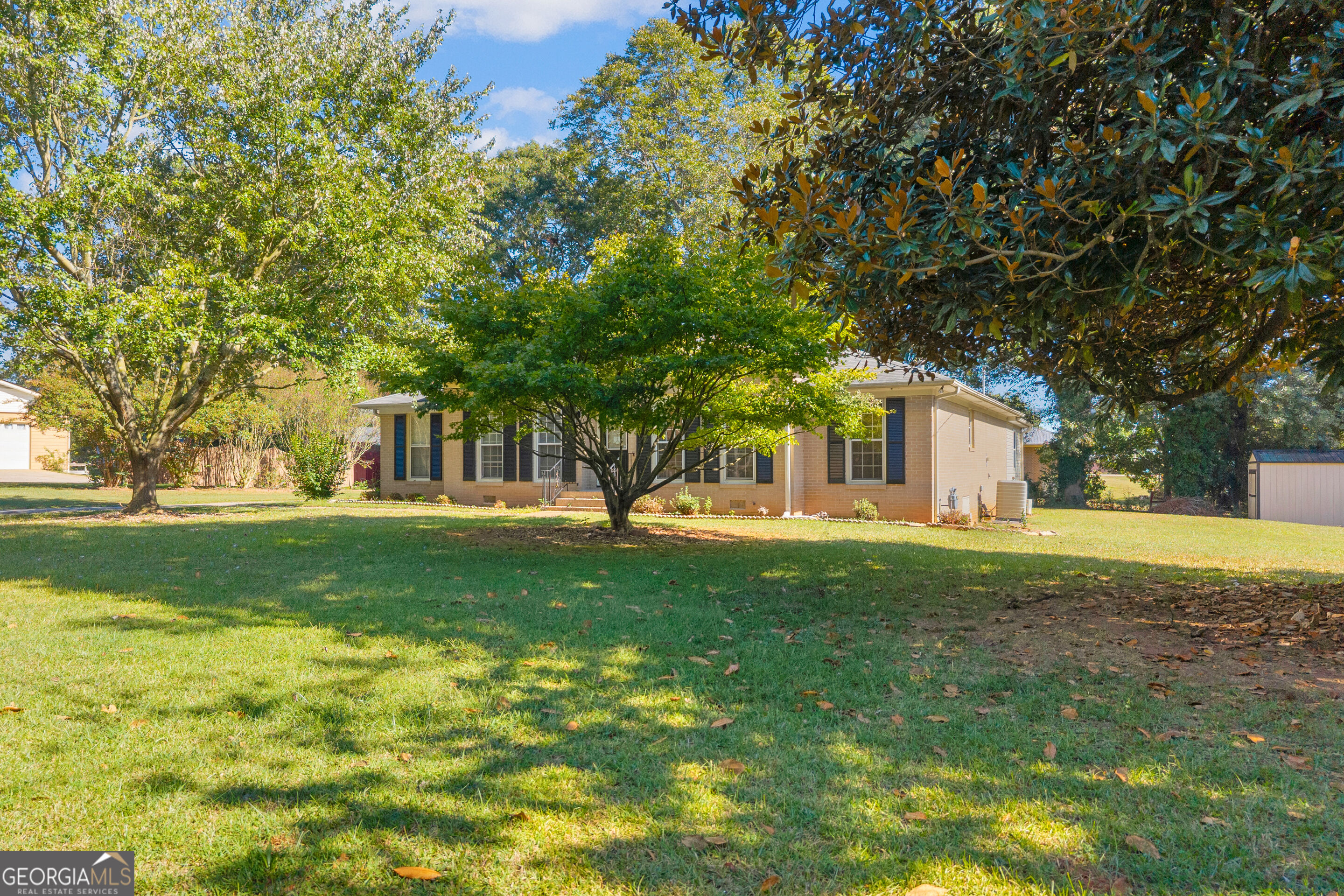 123 Gilmer Street Lavonia GA 30553