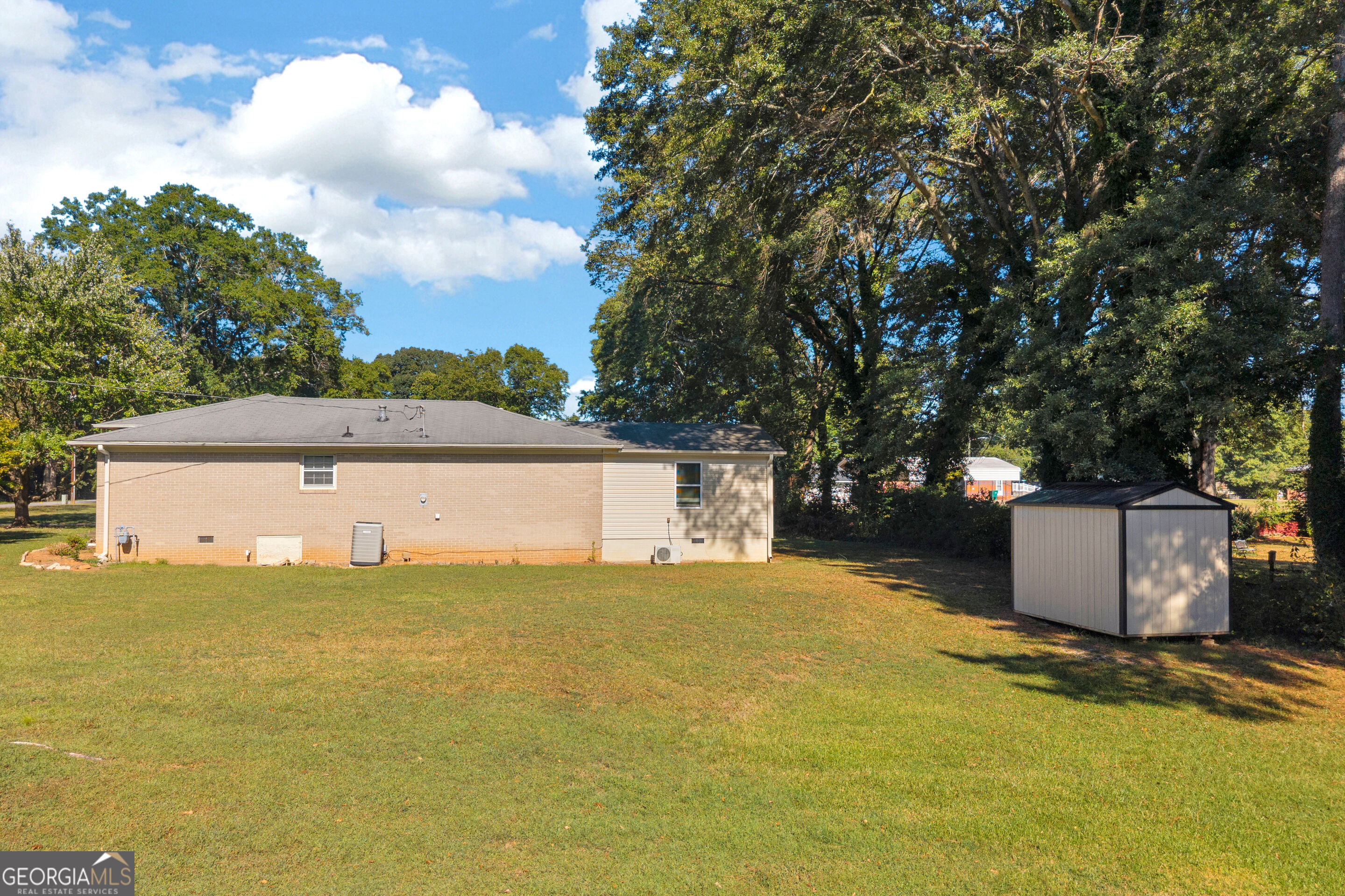 123 Gilmer Street Lavonia GA 30553