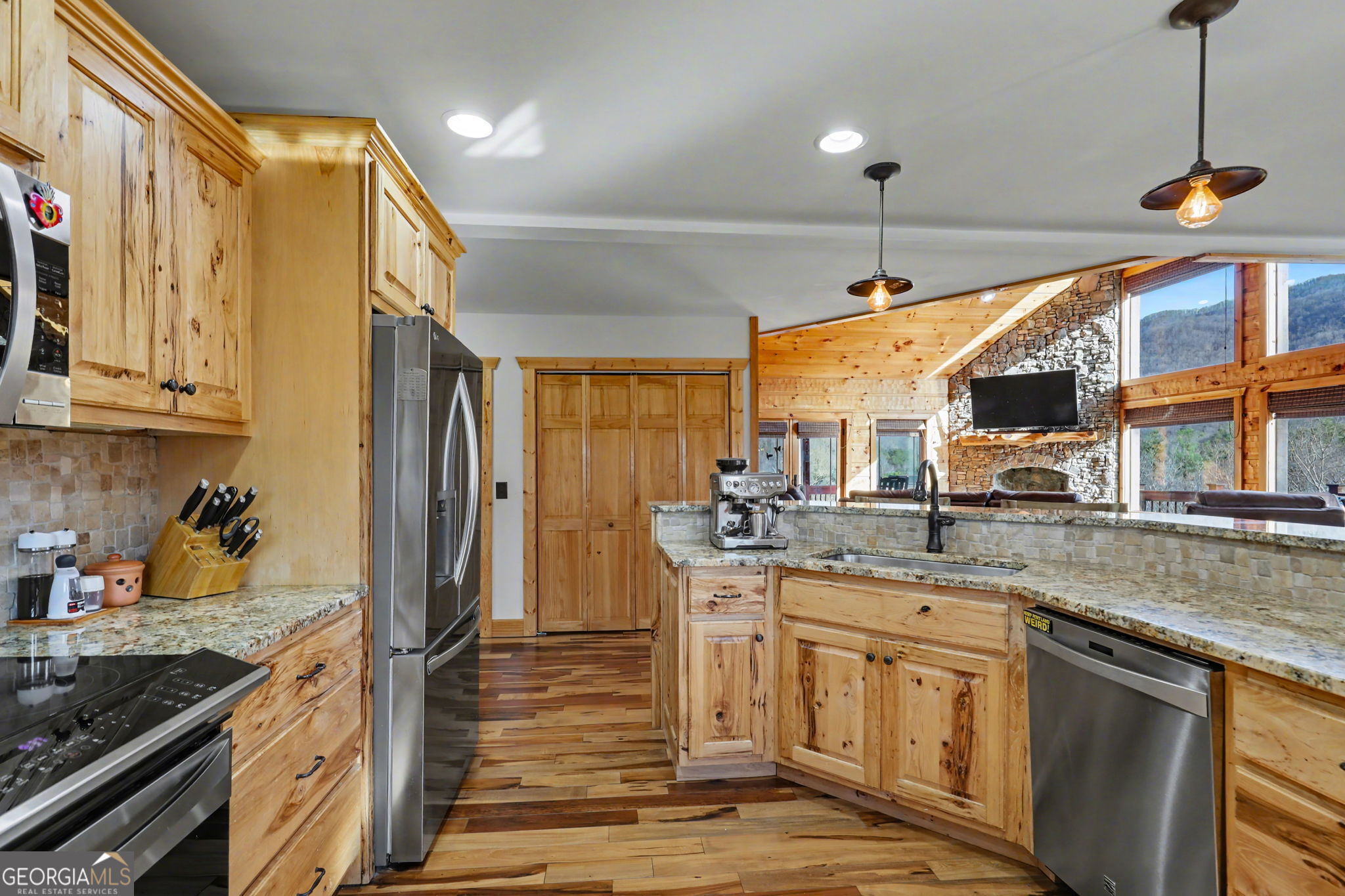 4760 Anderson Road Hiawassee GA 30546
