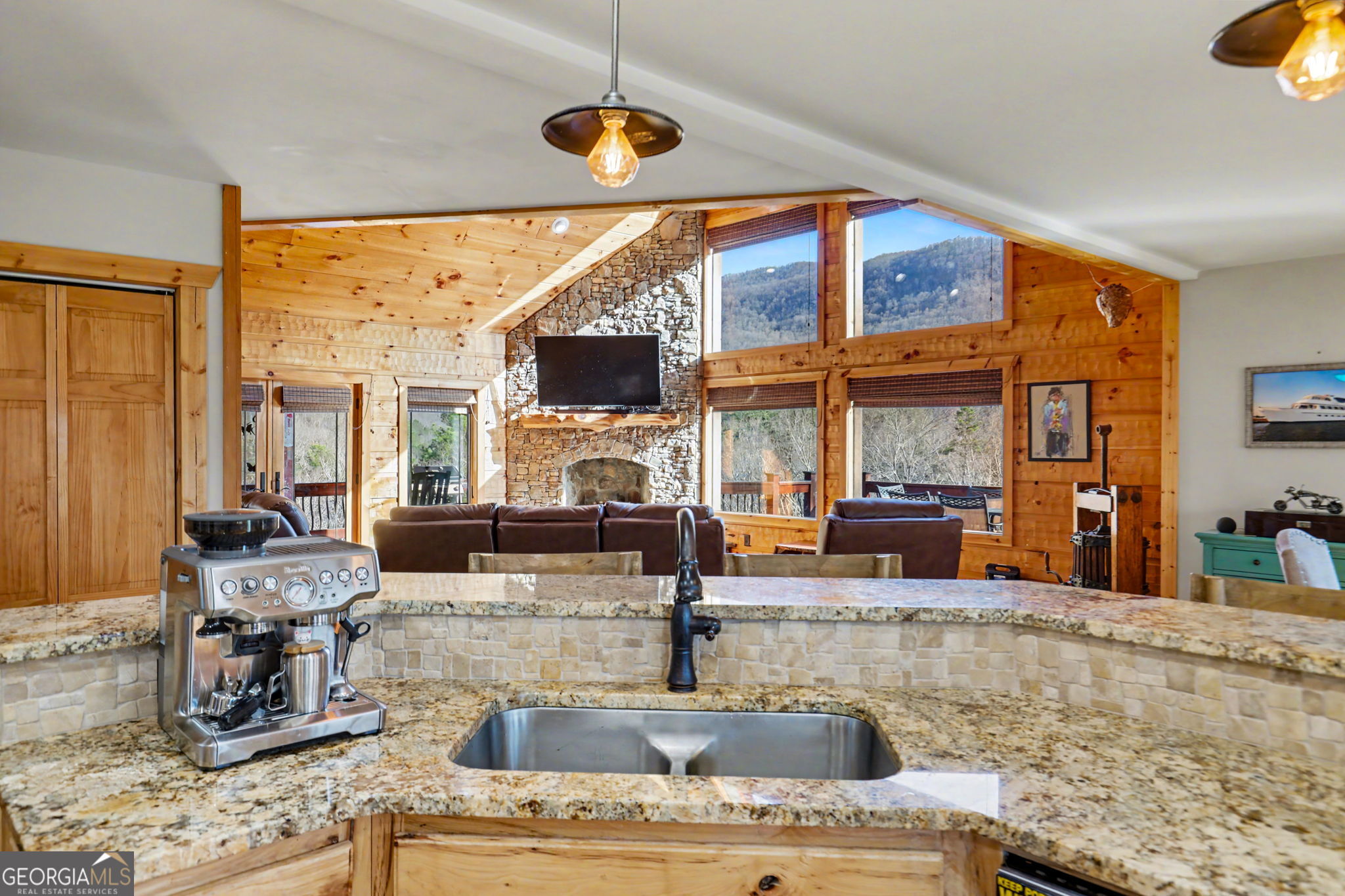 4760 Anderson Road Hiawassee GA 30546