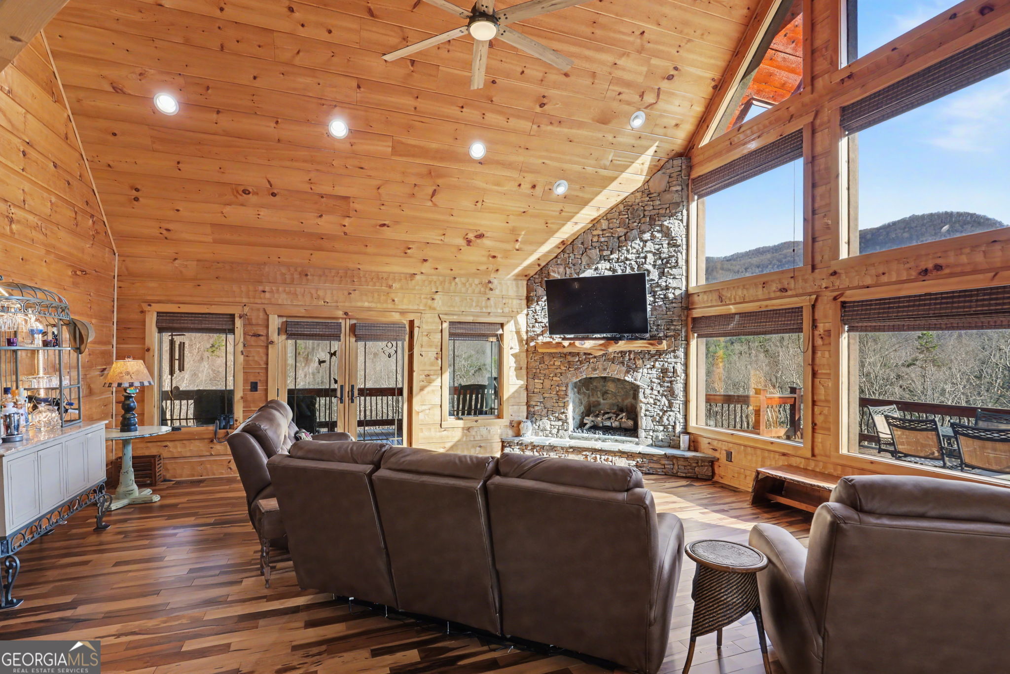 4760 Anderson Road Hiawassee GA 30546