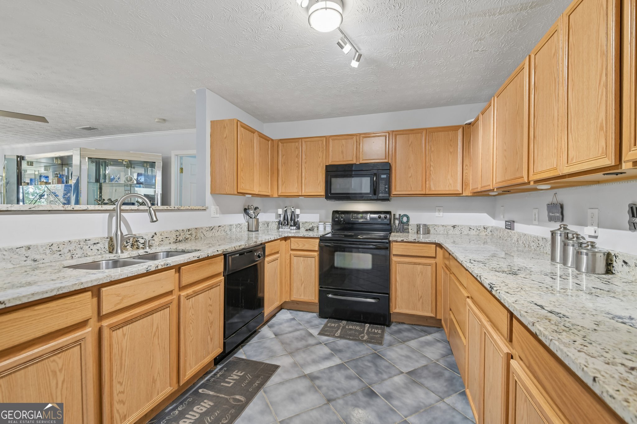 6694 Villa Court Lithonia GA 30038