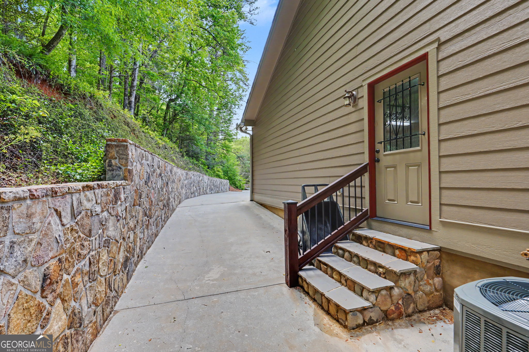 712 Mellie Keener Road Clayton GA 30525