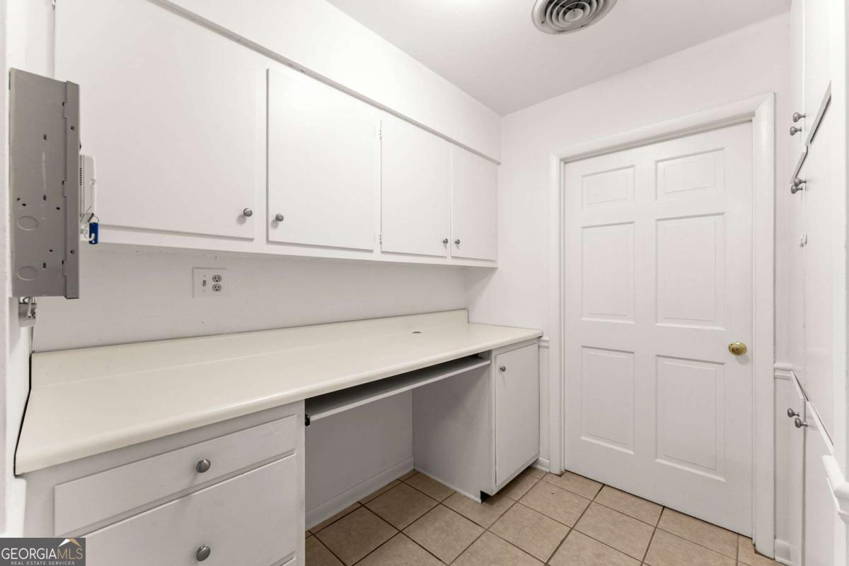 1002 Dixon Drive Gainesville GA 30501