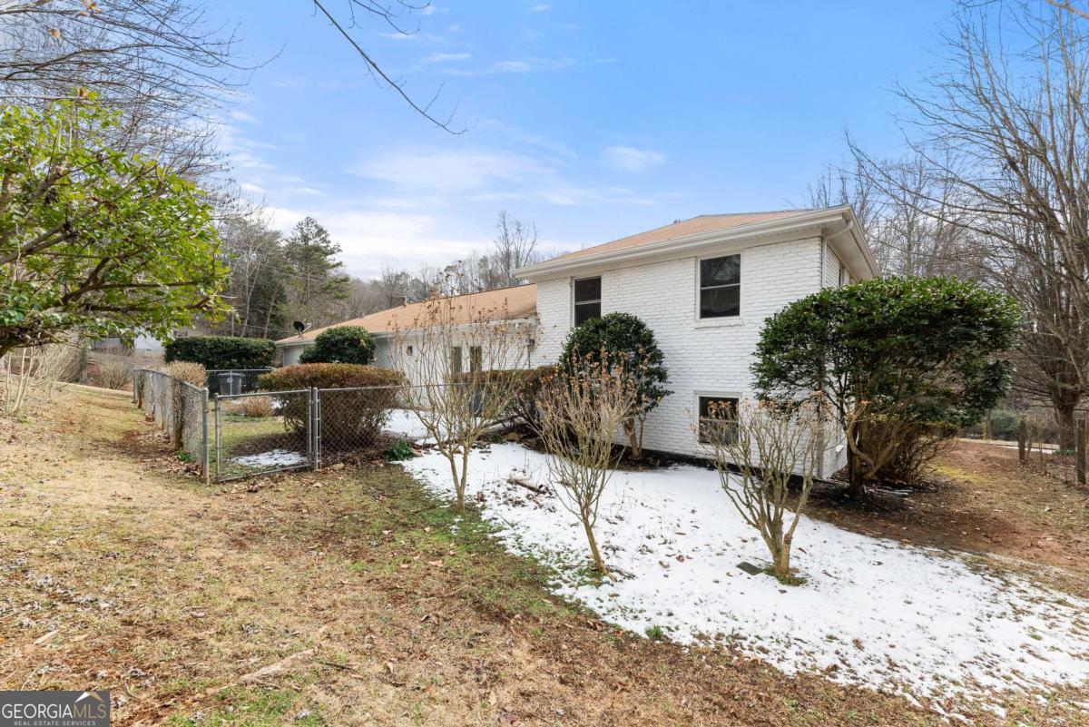 1002 Dixon Drive Gainesville GA 30501