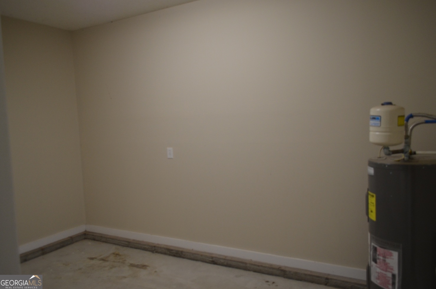 103 Lakeview Ivey GA 31031