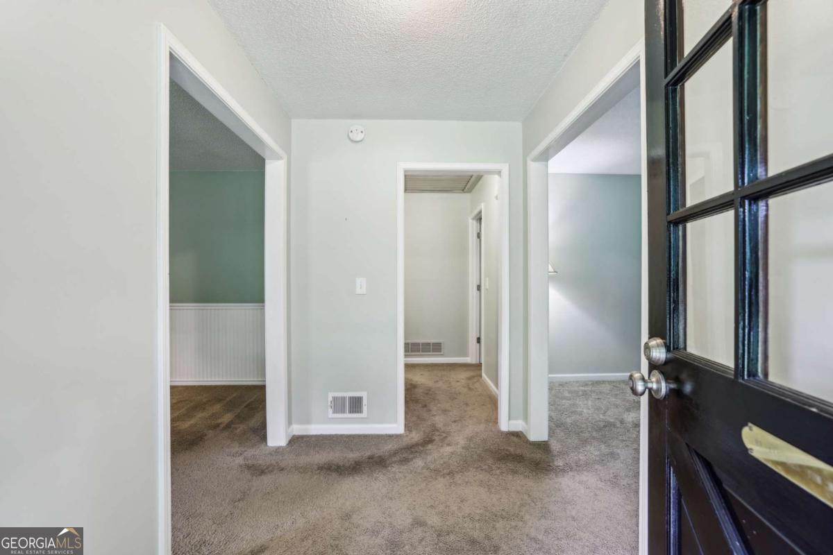 4645 Shallowford Road Roswell GA 30075