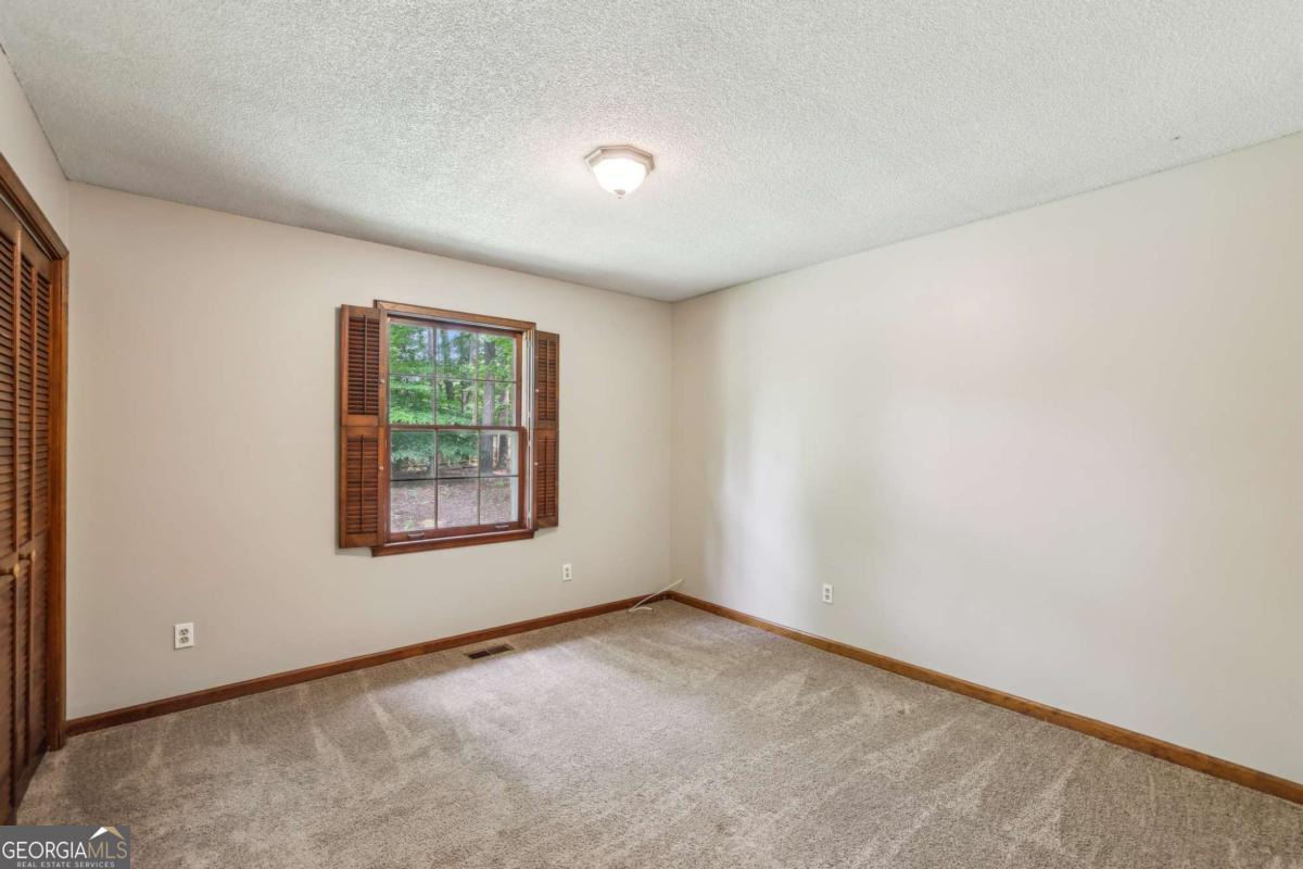 4645 Shallowford Road Roswell GA 30075